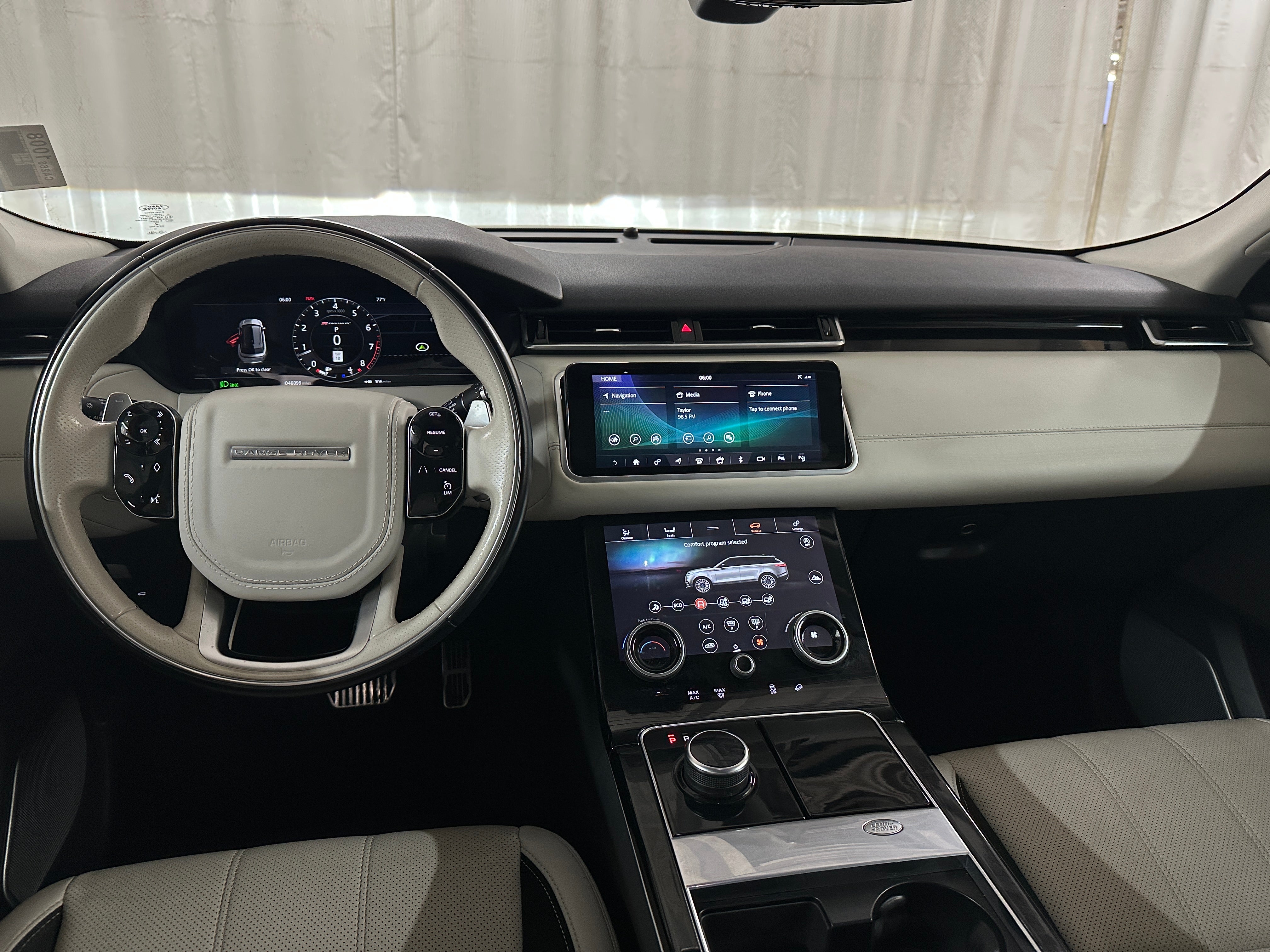 2019 Land Rover Range Rover Velar R-Dynamic SE 2