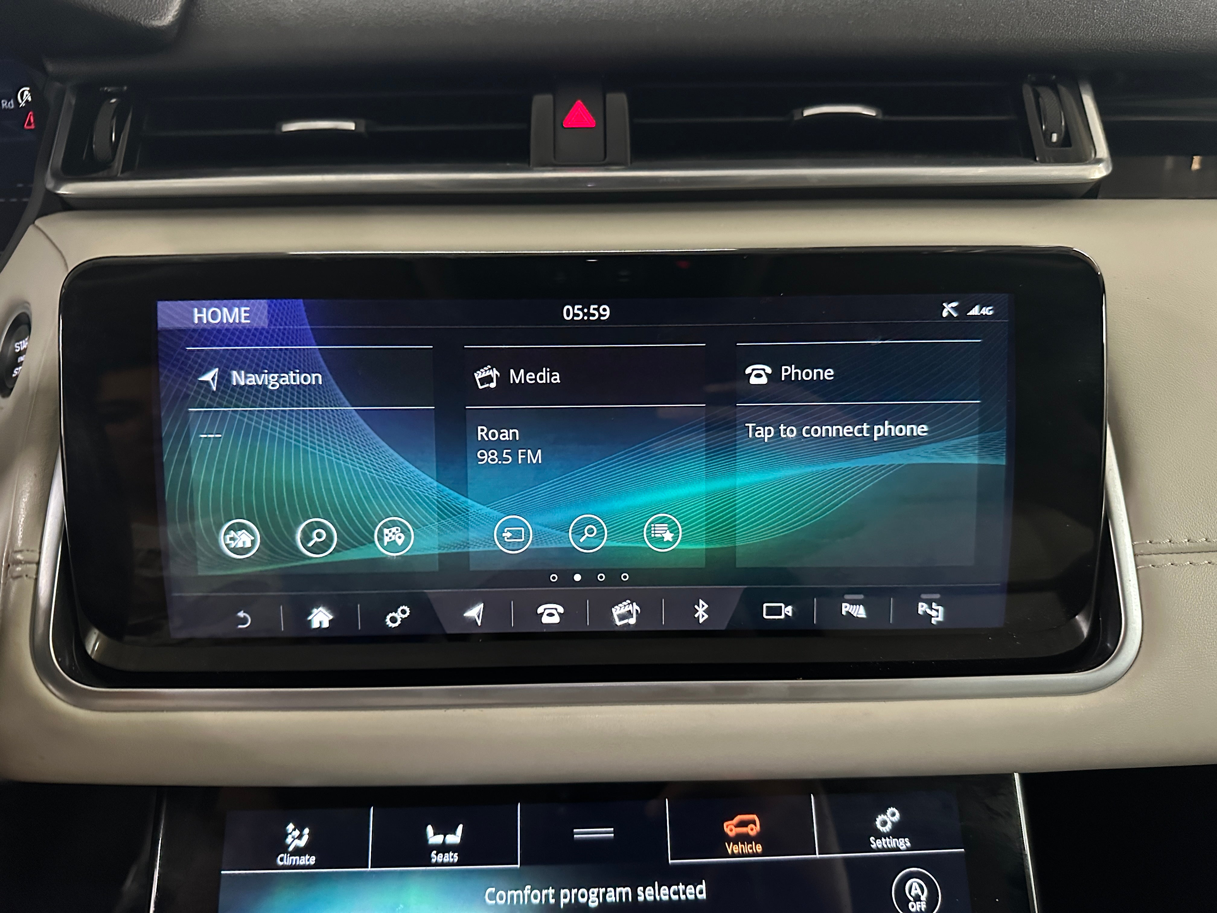 2019 Land Rover Range Rover Velar R-Dynamic SE 3