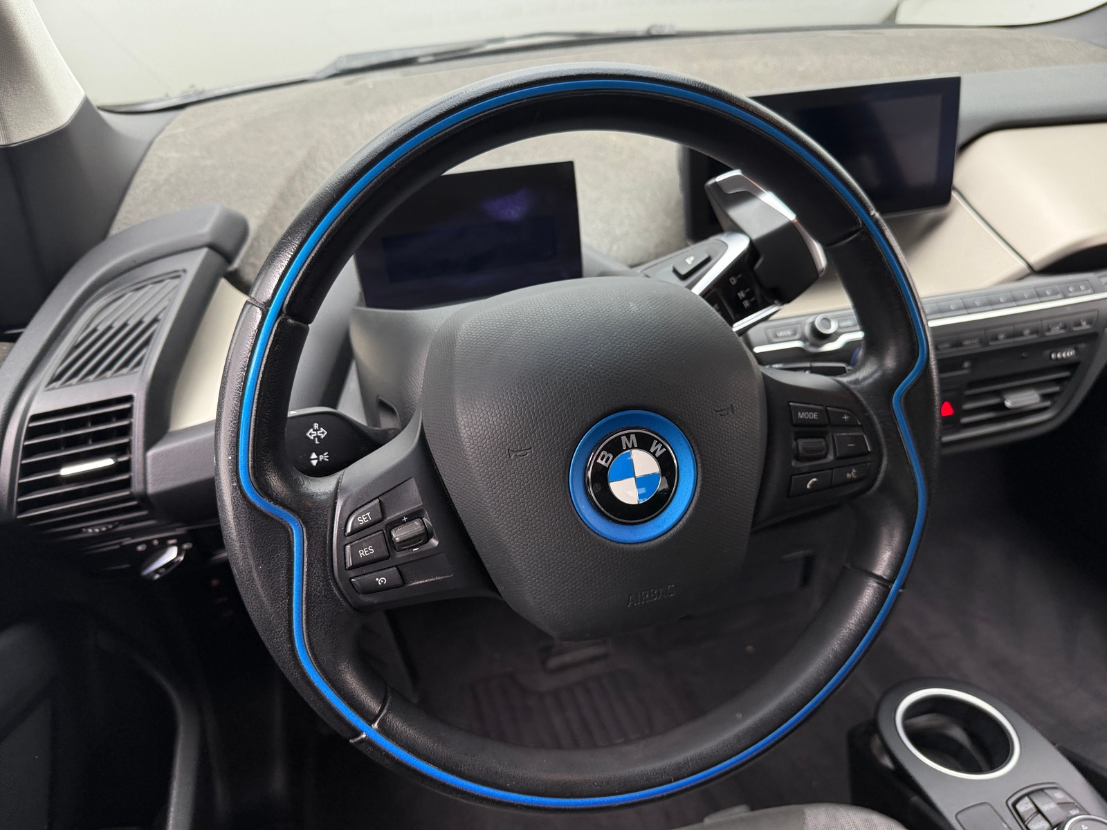 Thumbnail: 2016 BMW i3 - 5