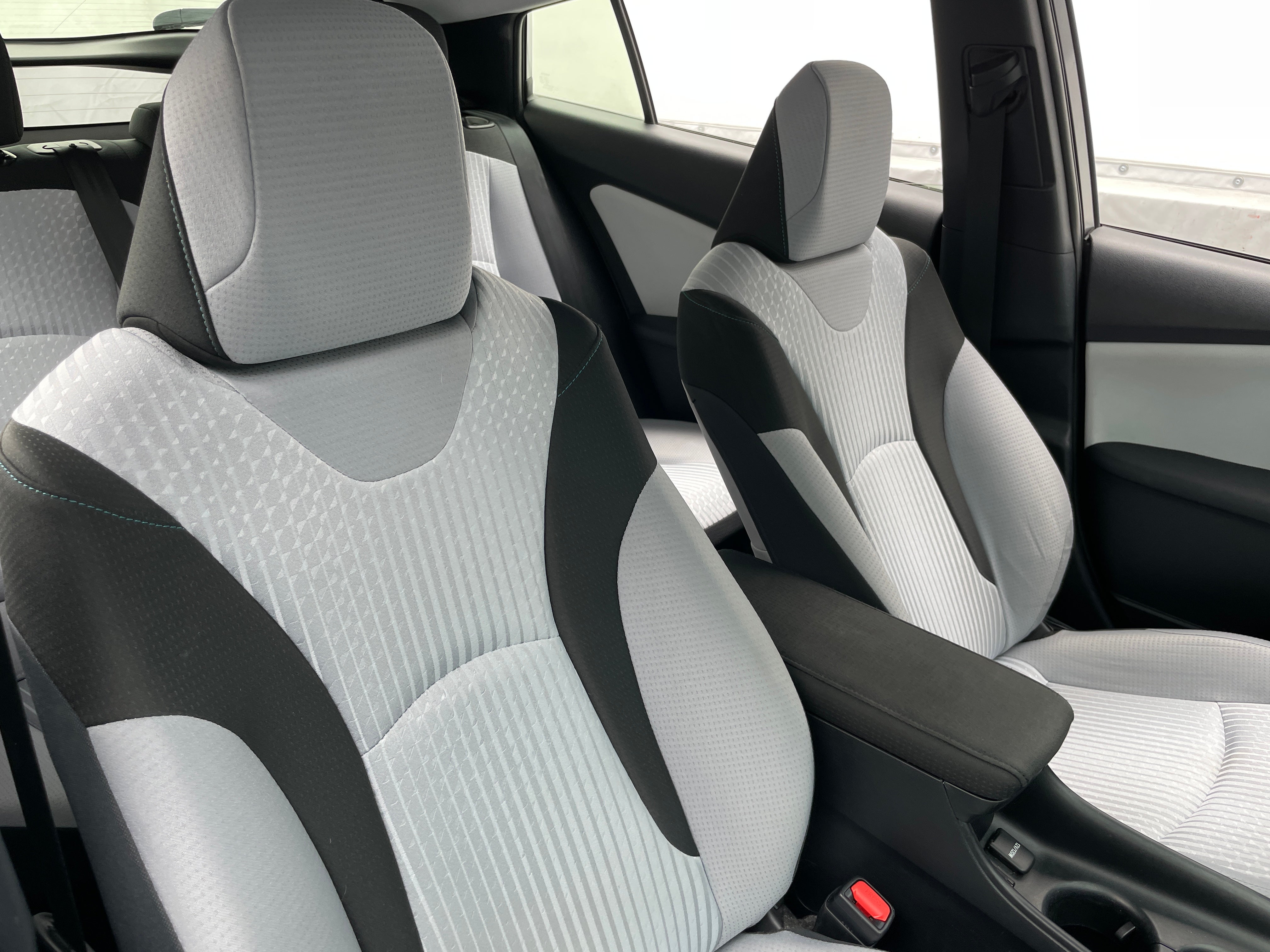 2016 Toyota Prius Two 2