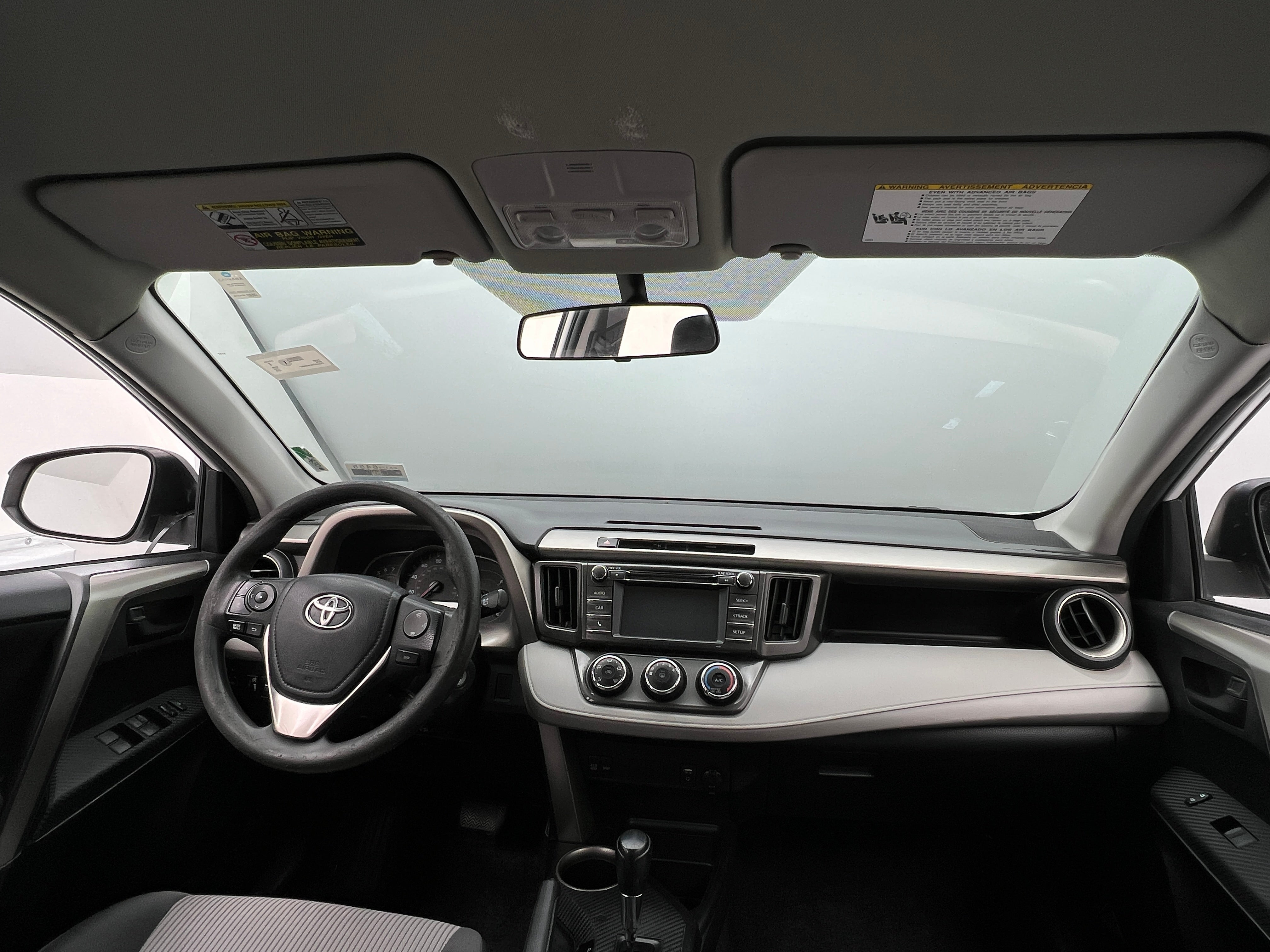 2015 Toyota RAV4 LE 3