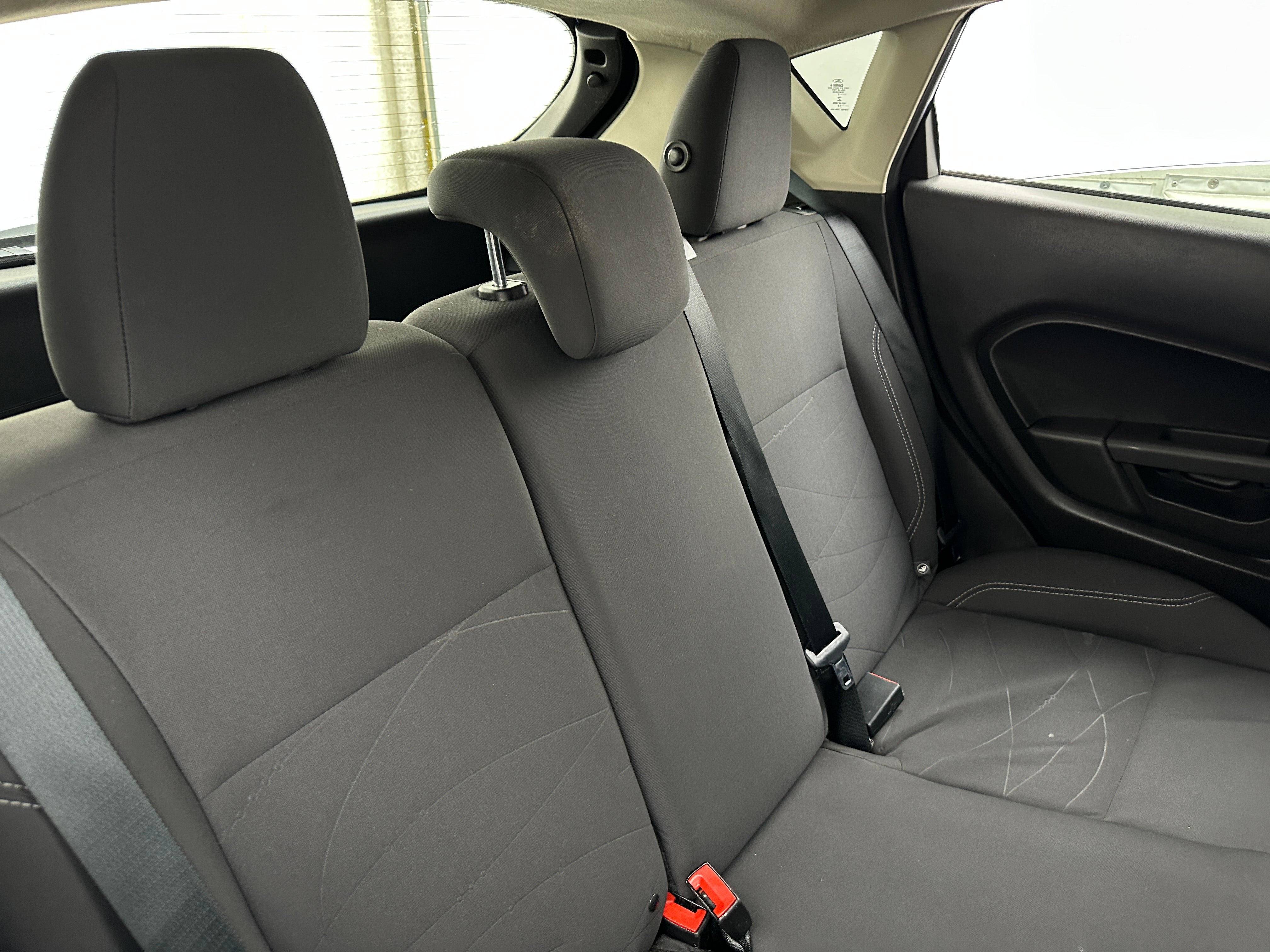 2018 Ford Fiesta SE 6
