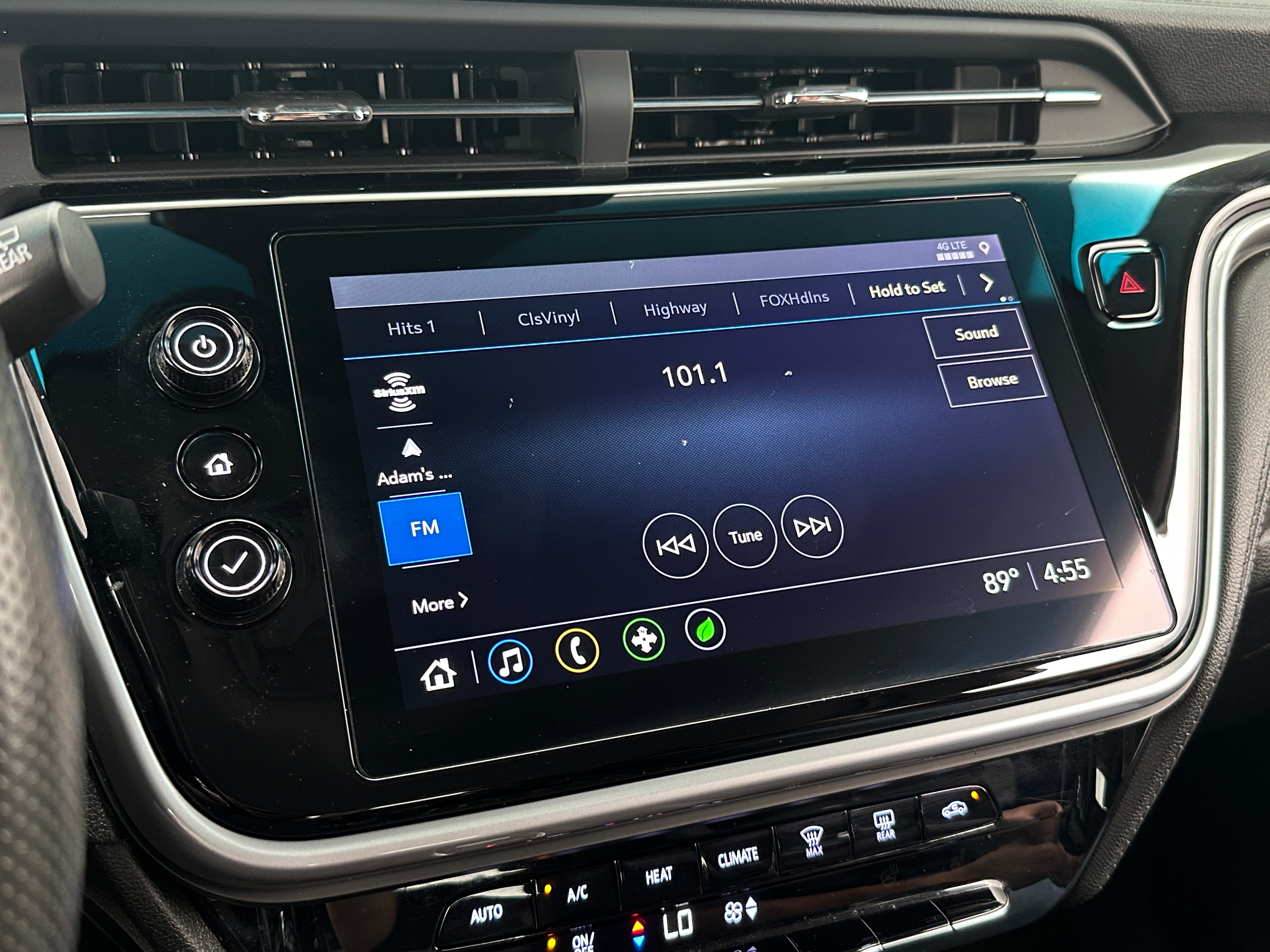 2022 Chevrolet Bolt EV 1LT 4