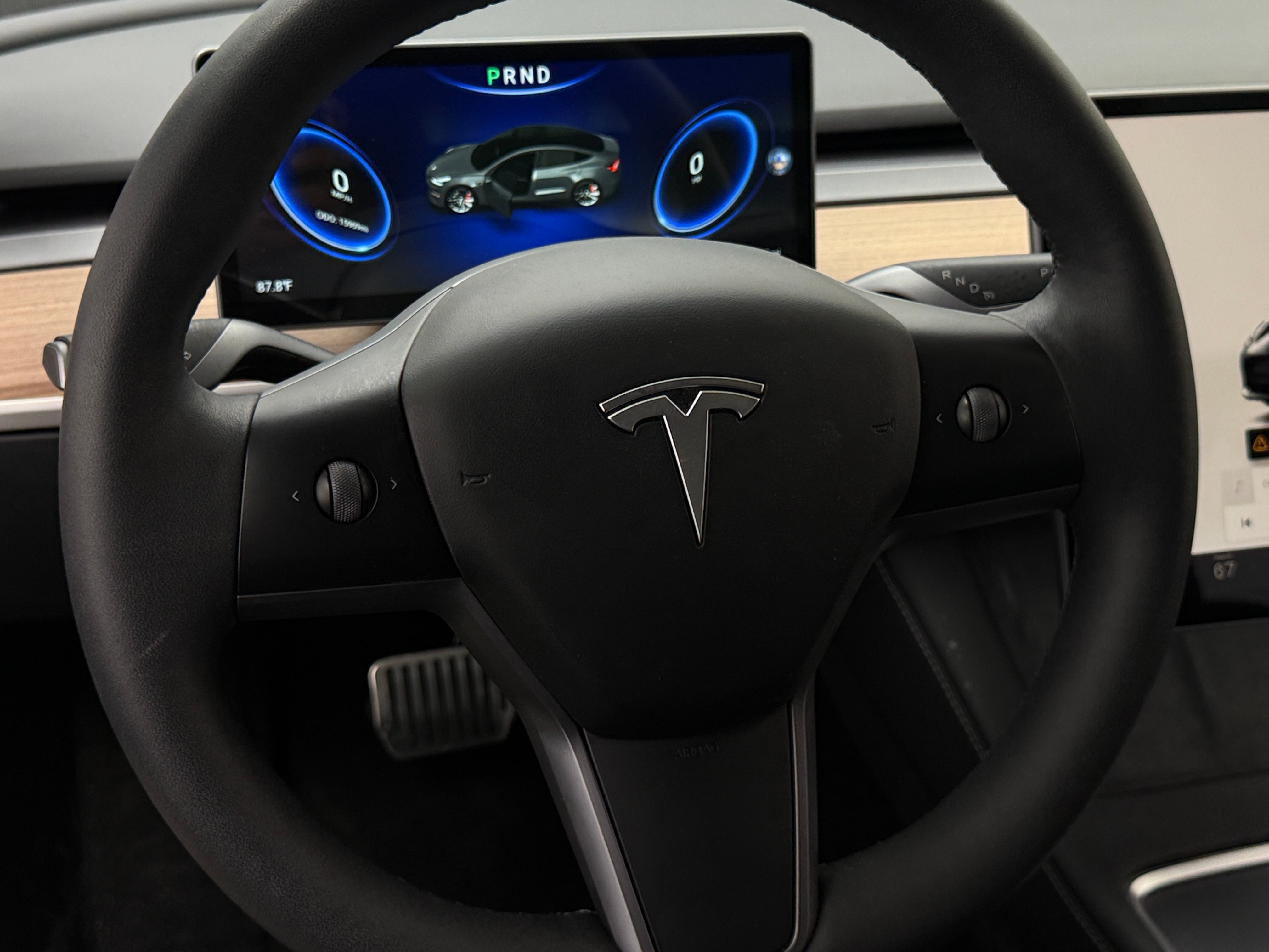 2023 Tesla Model 3 Standard Range 4