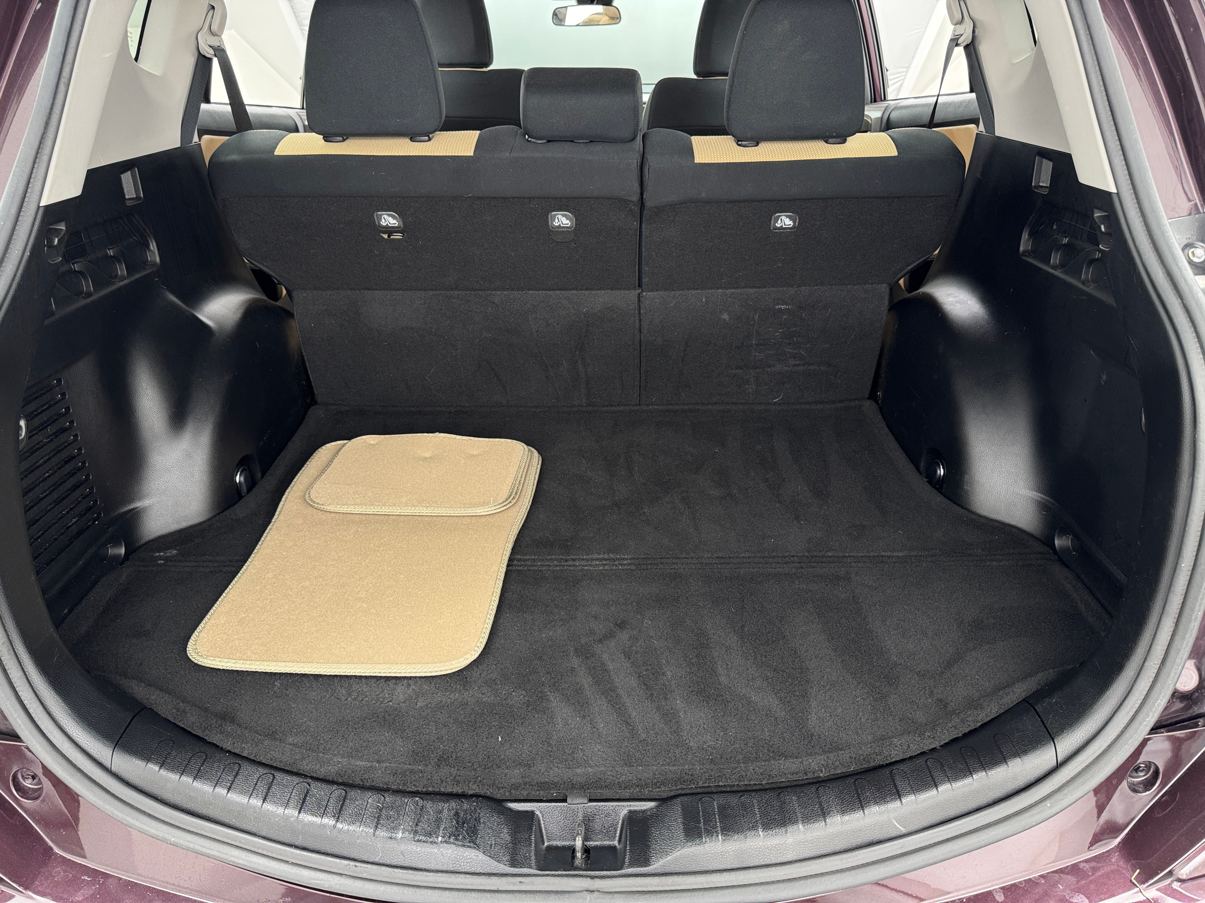 2018 Toyota RAV4 XLE 7