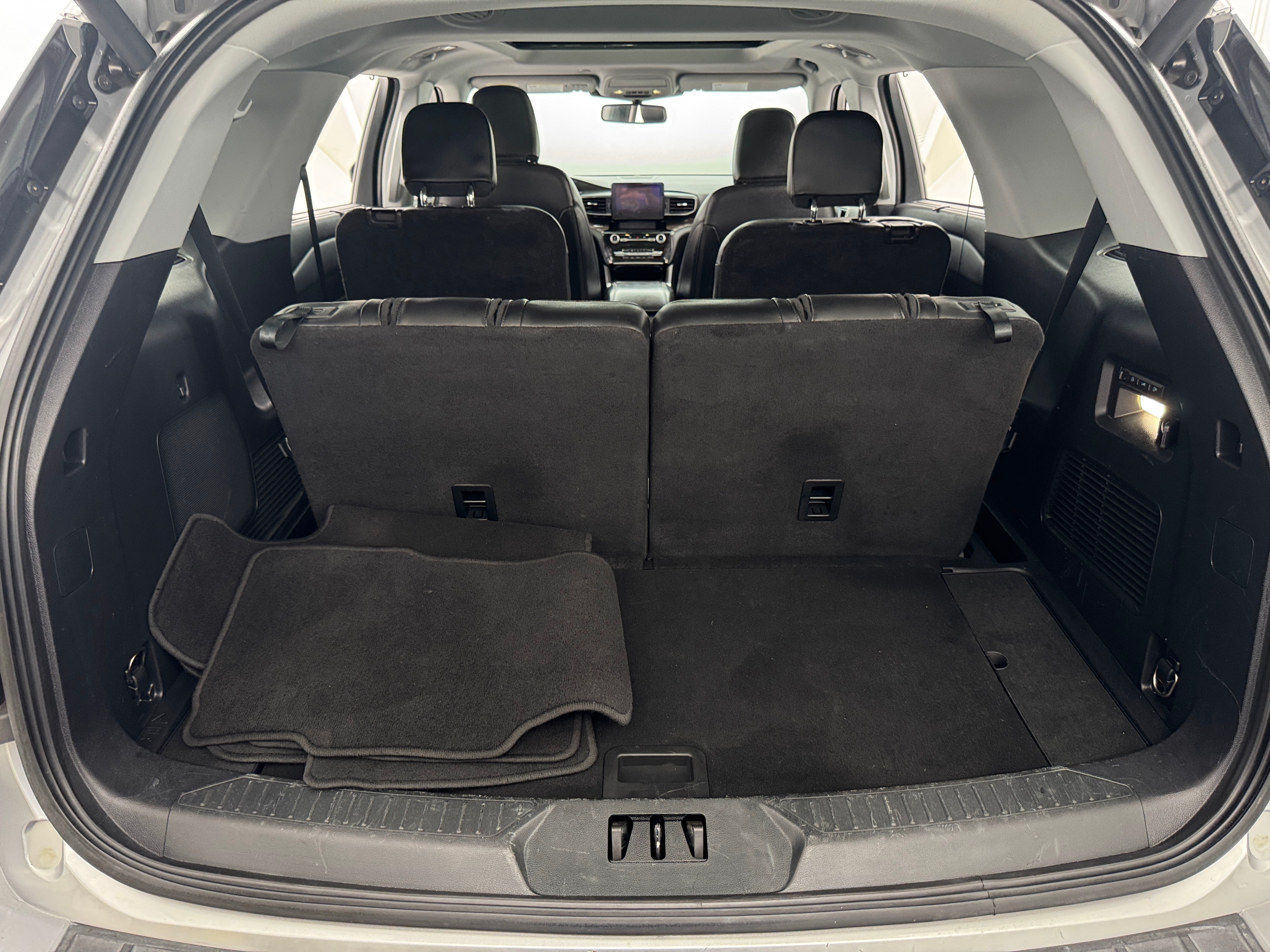 2022 Ford Explorer Limited 6