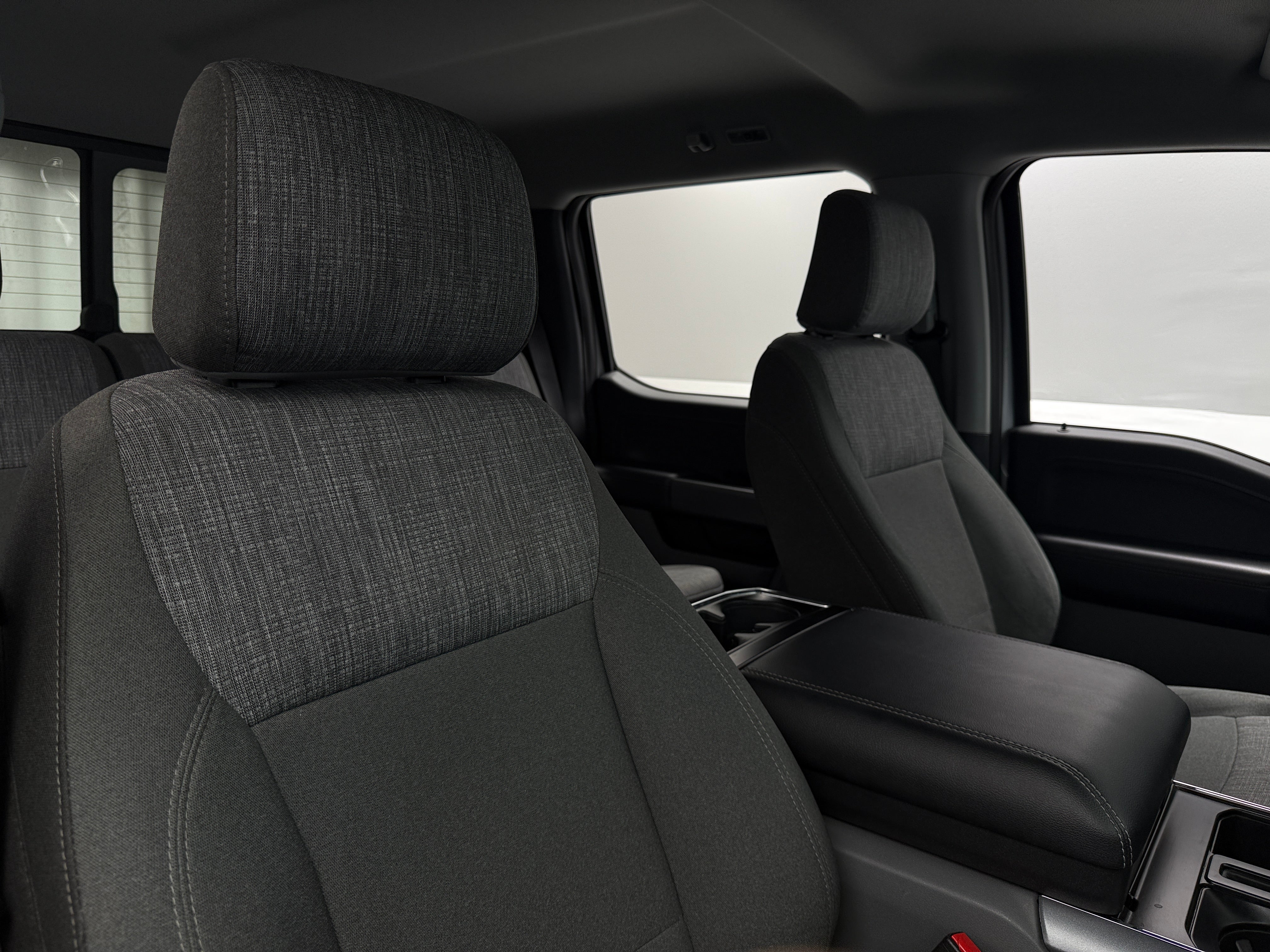 2022 Ford Econoline E-150 2