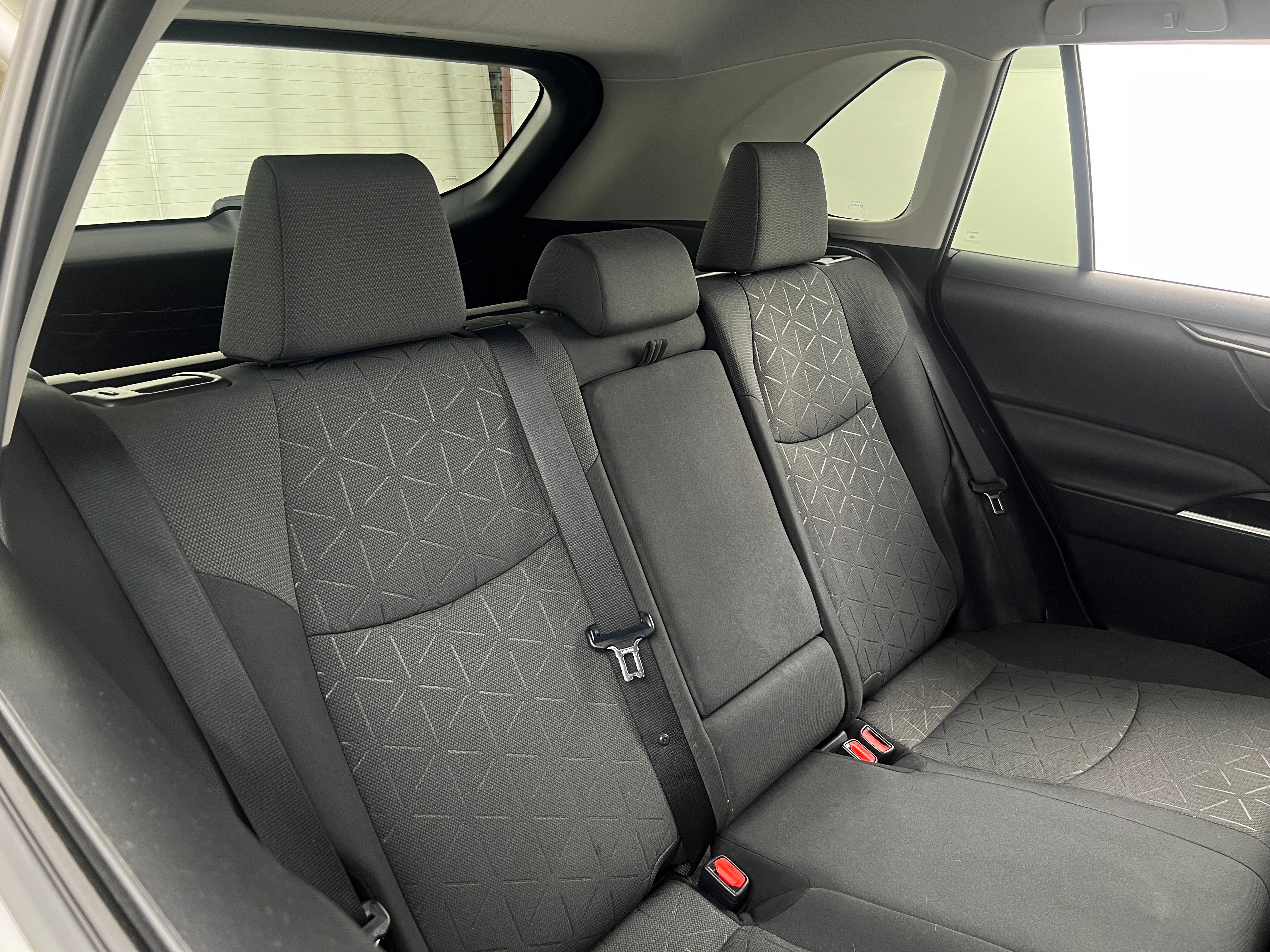 2021 Toyota RAV4 XLE 6
