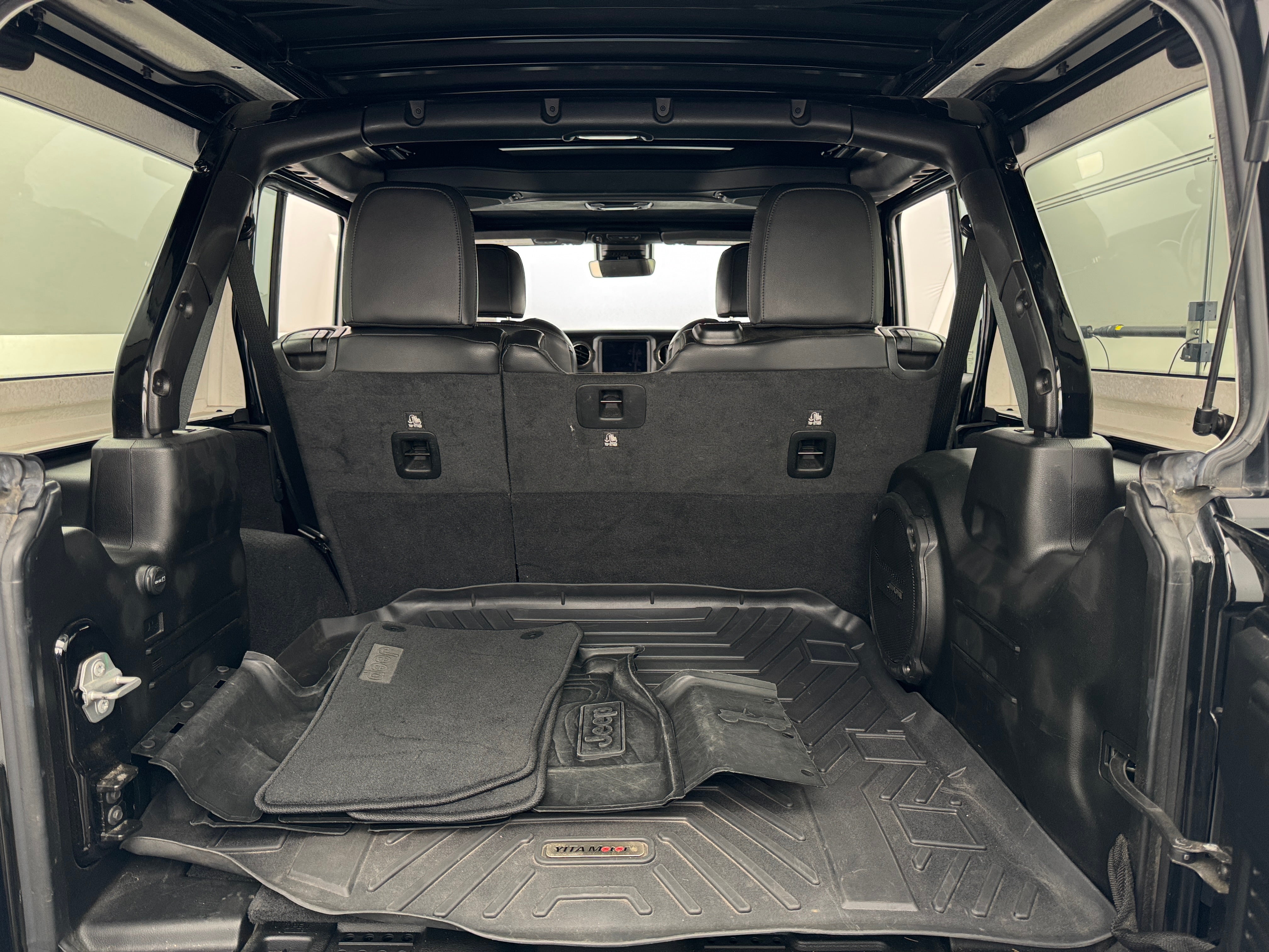 2021 Jeep Wrangler Unlimited Altitude 6