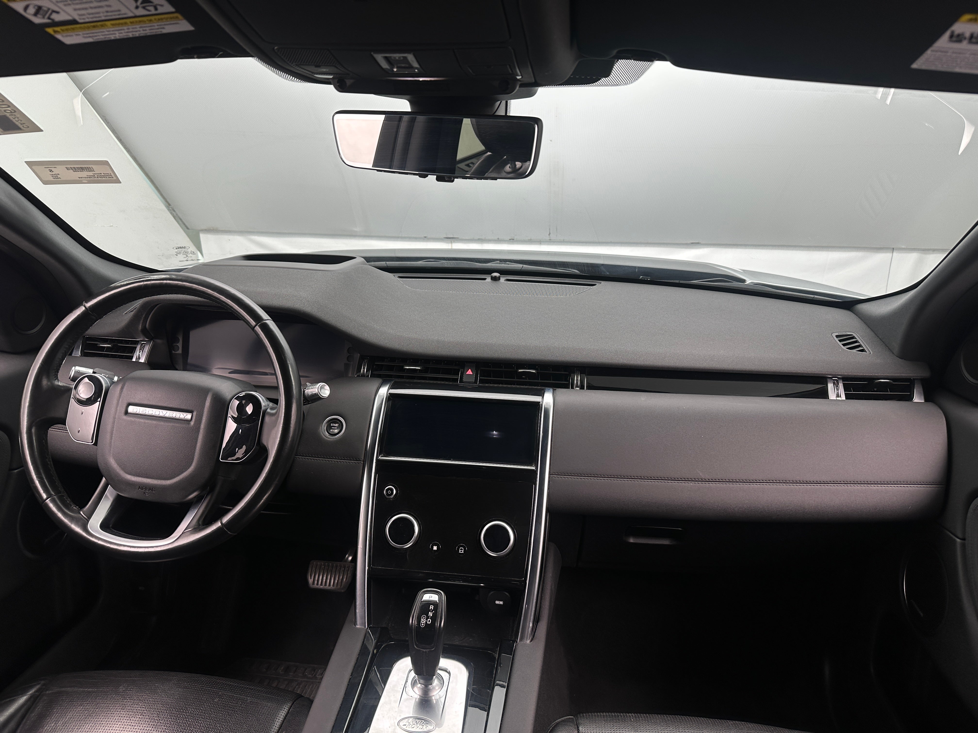 2020 Land Rover Discovery Sport SE 2