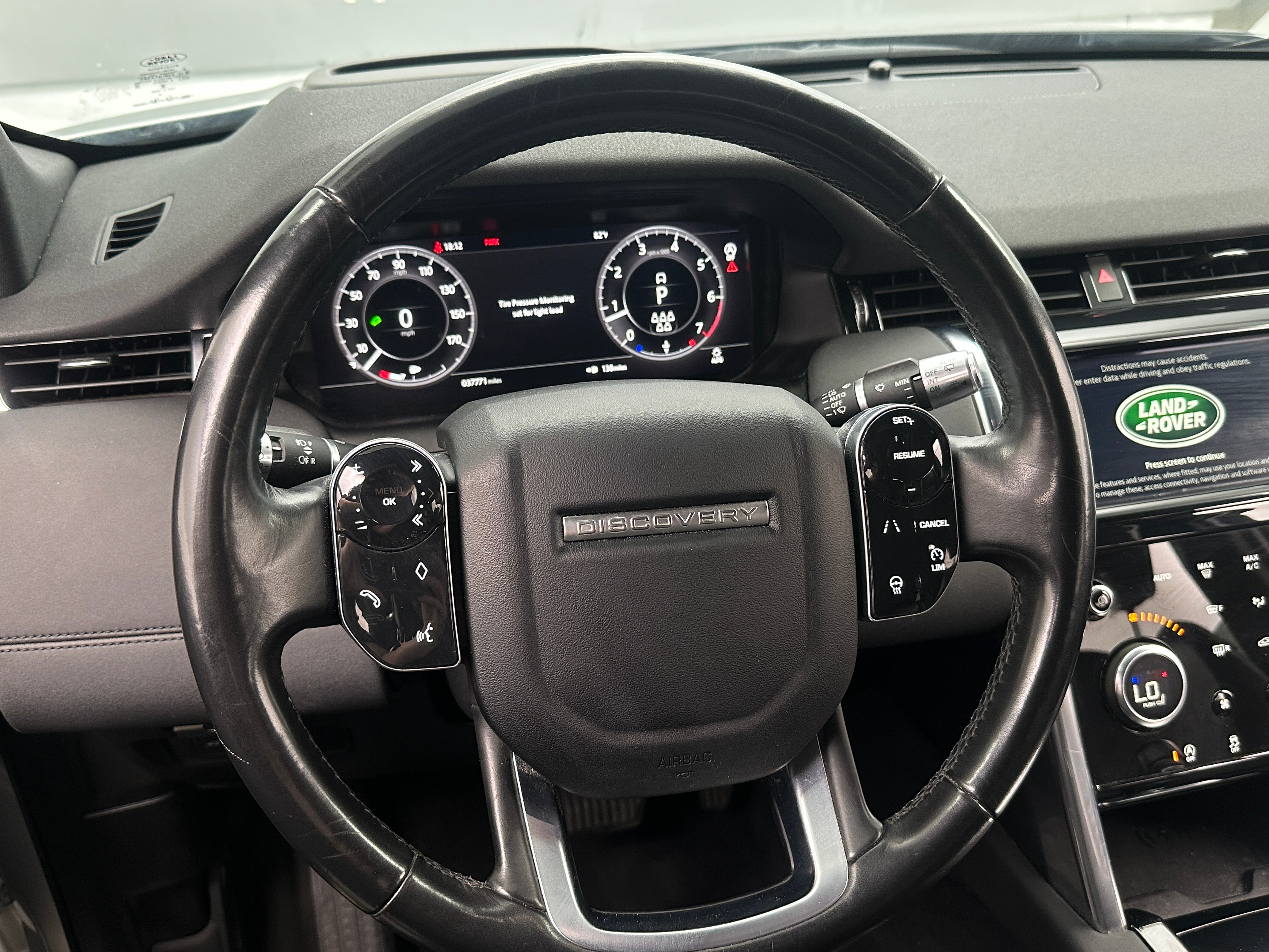 2020 Land Rover Discovery Sport SE 4