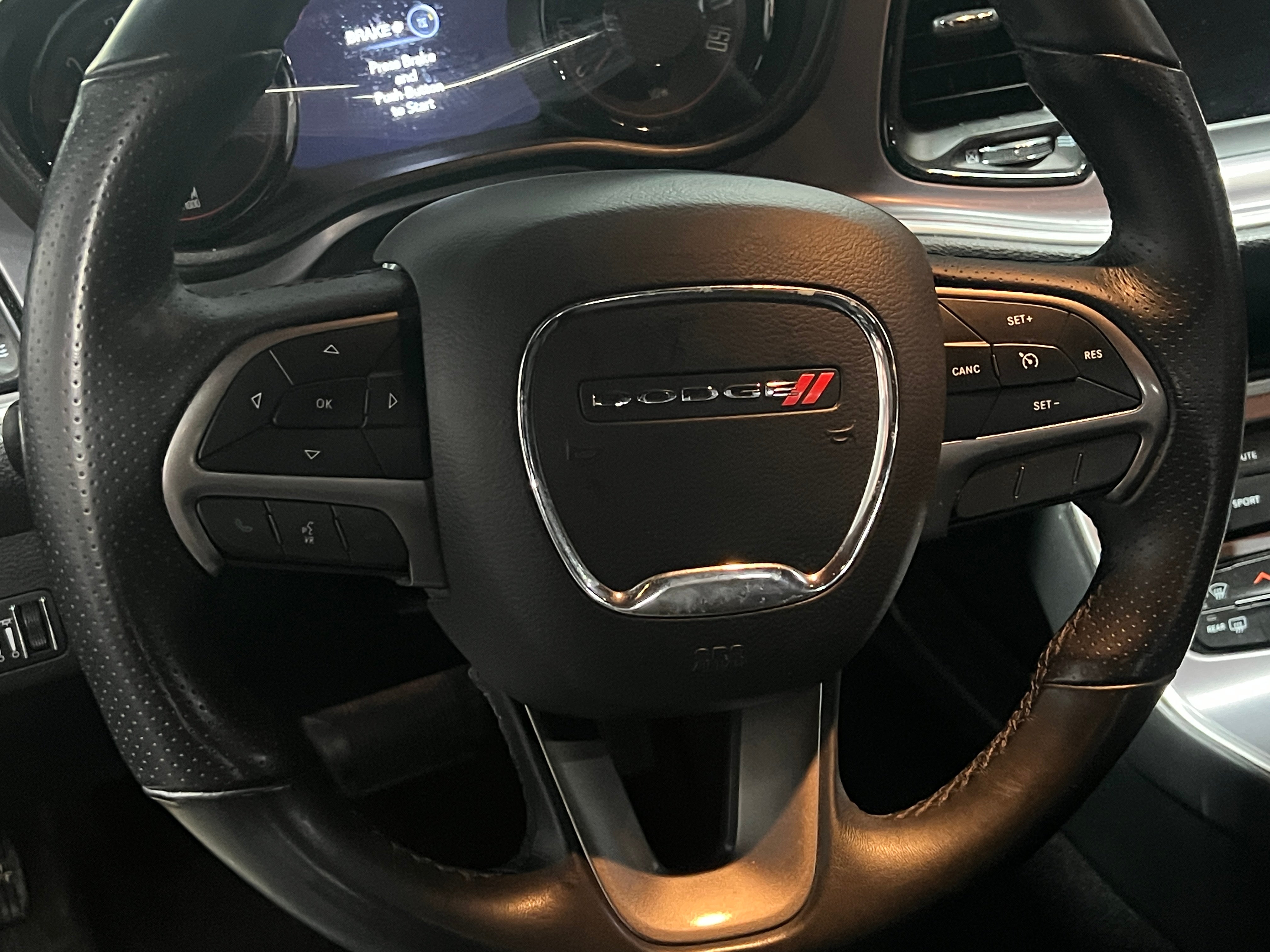 2019 Dodge Challenger SXT 4