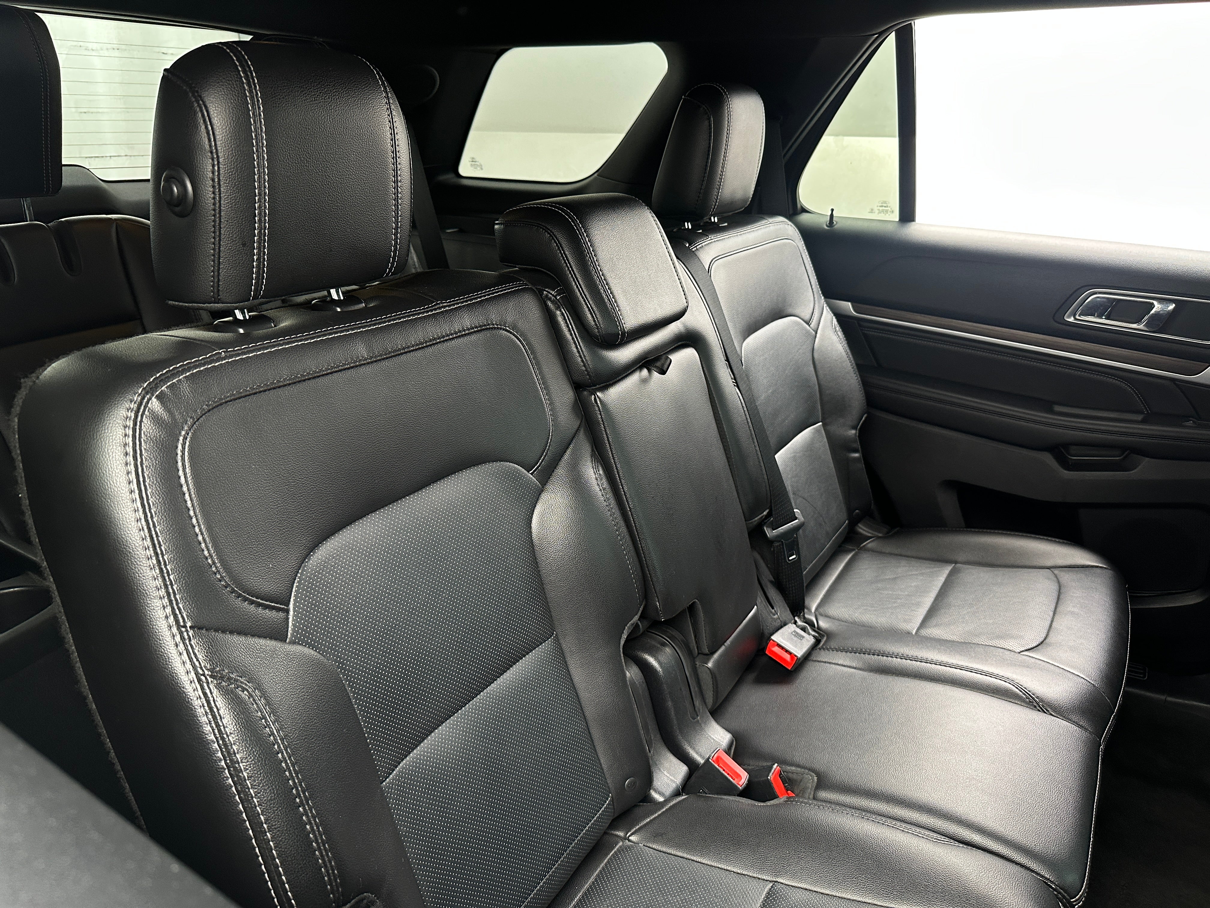 2017 Ford Explorer Limited 5