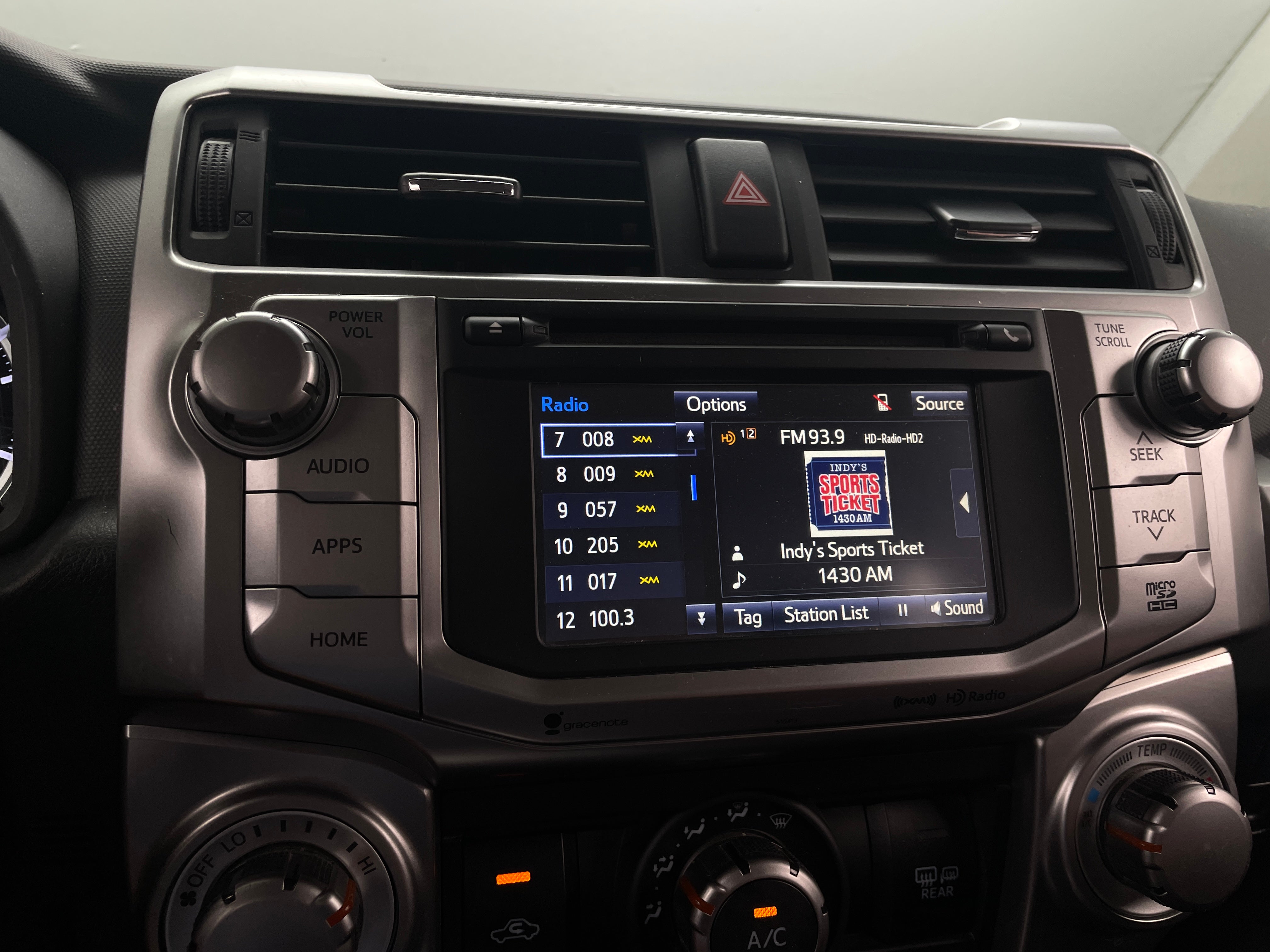 2018 Toyota 4Runner SR5 3