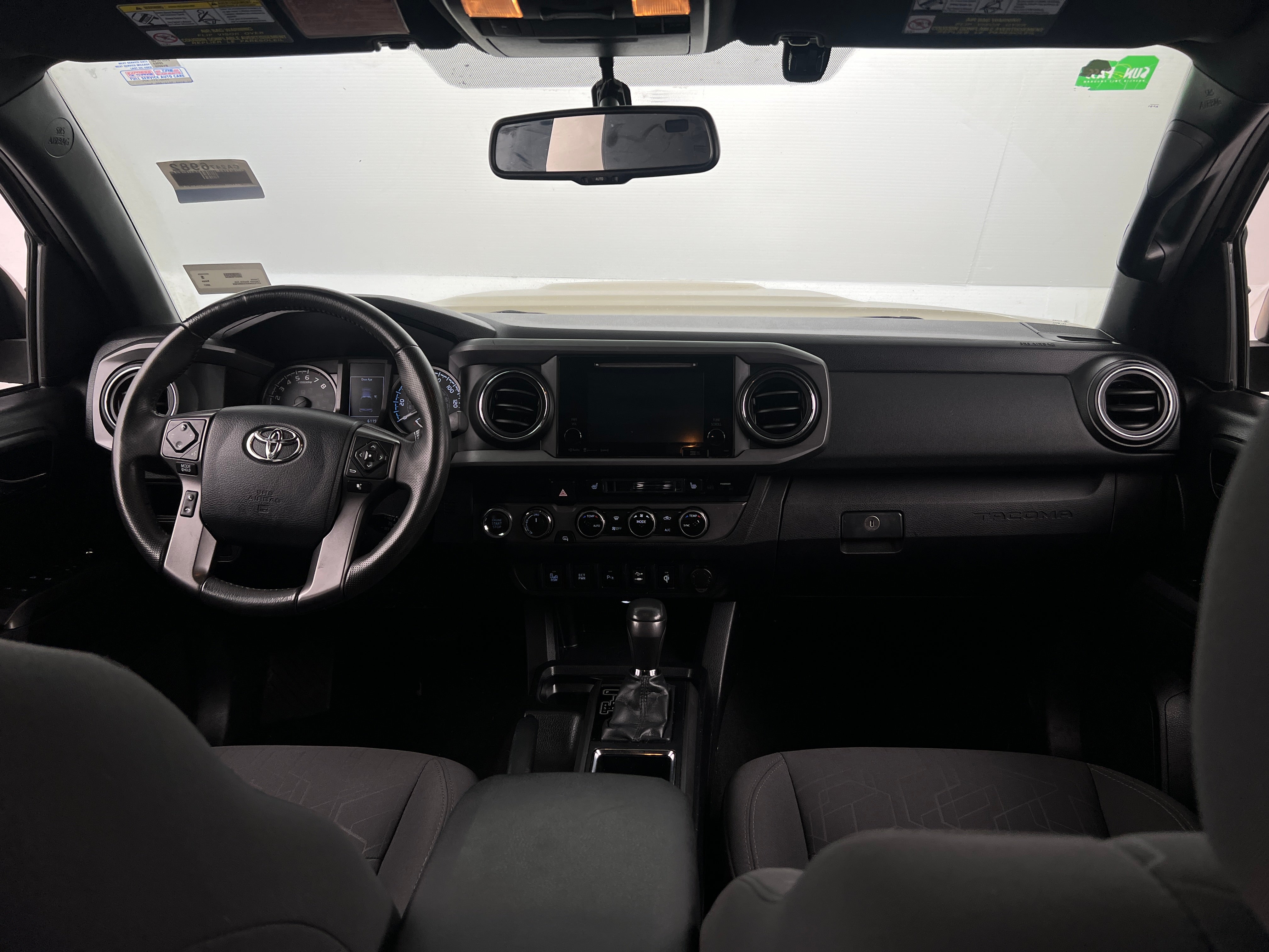 2017 Toyota Tacoma TRD Sport 3