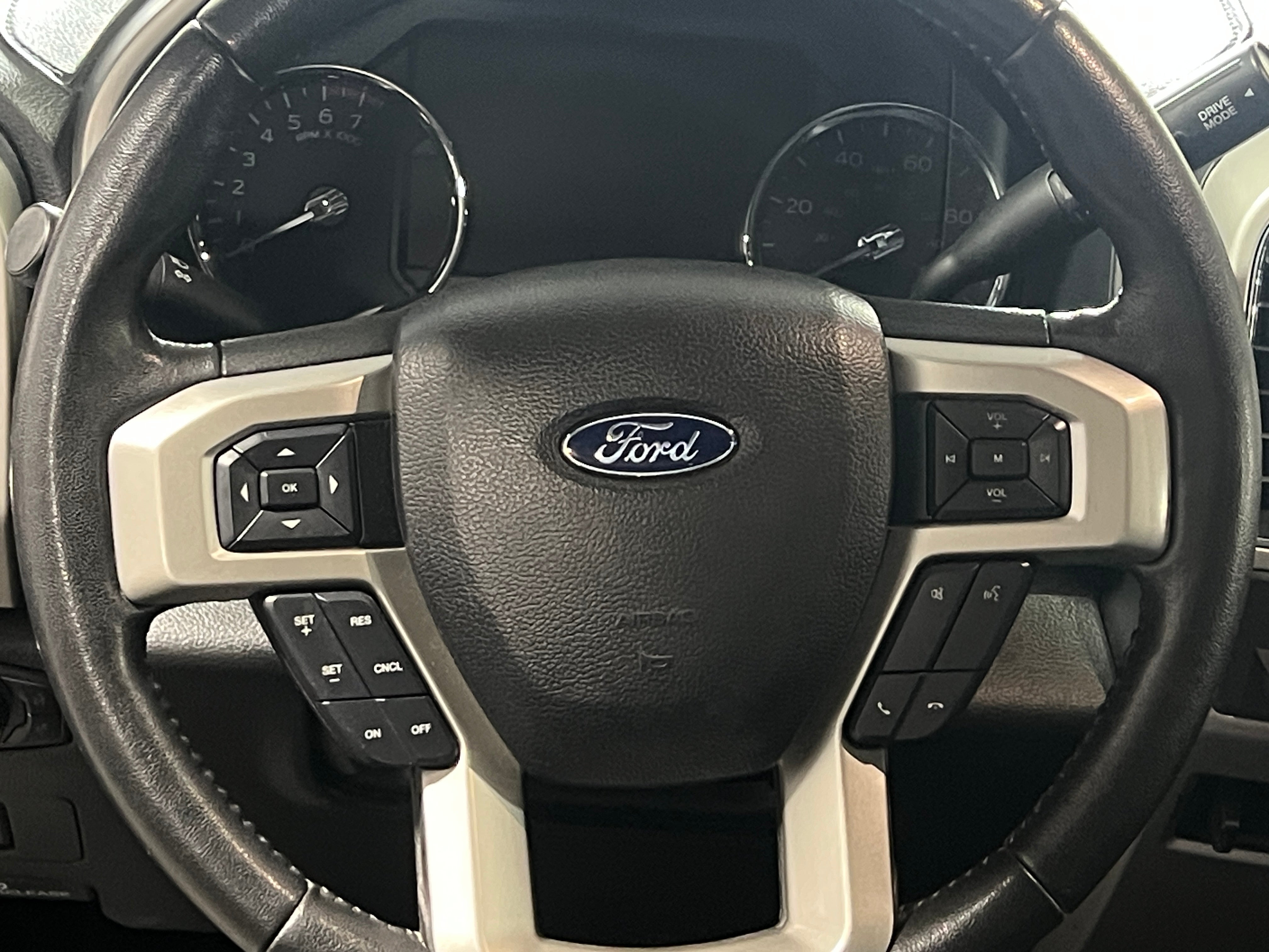2020 Ford Econoline E-250 5