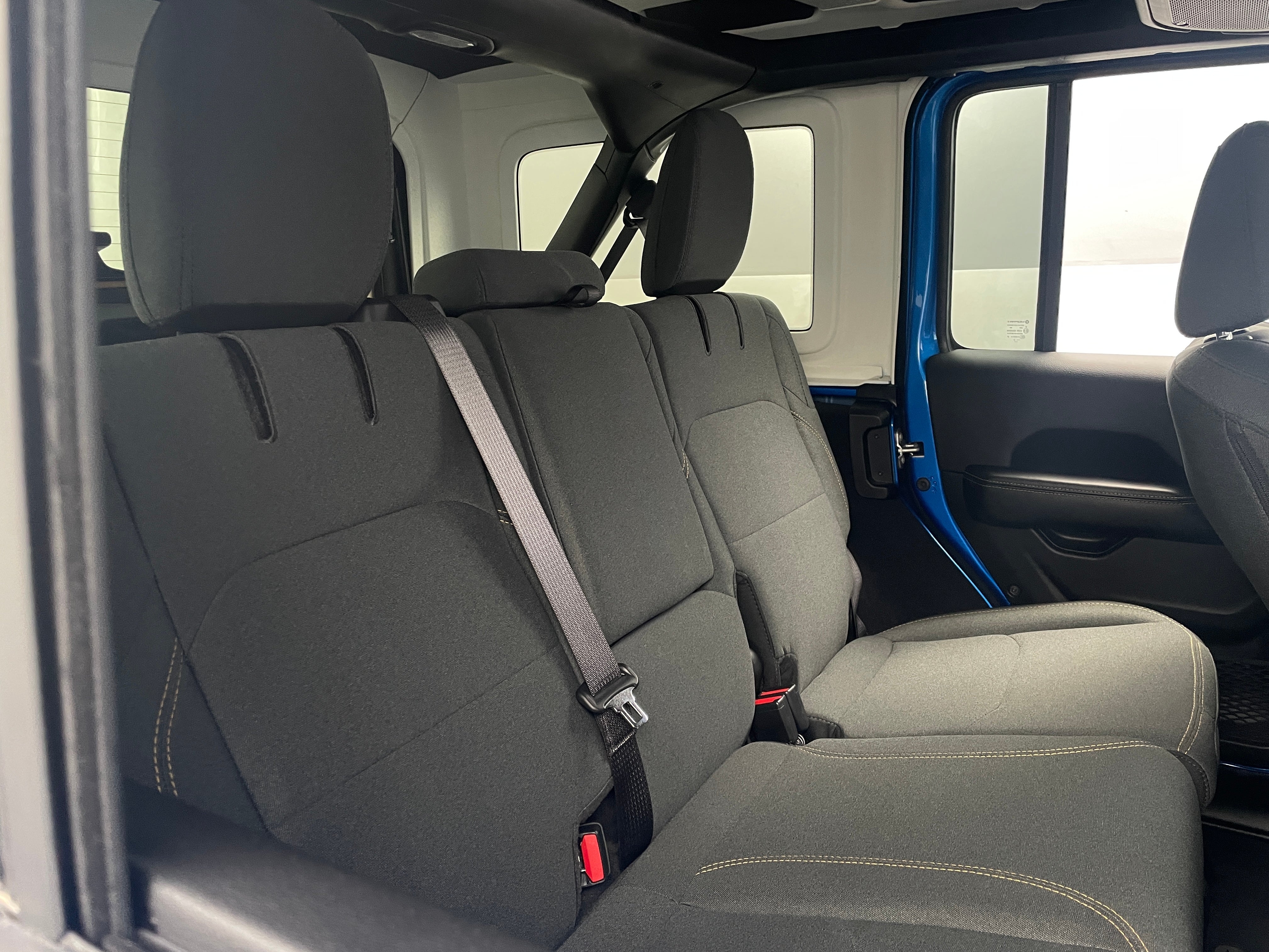 2024 Jeep Wrangler Sahara 4xe 6