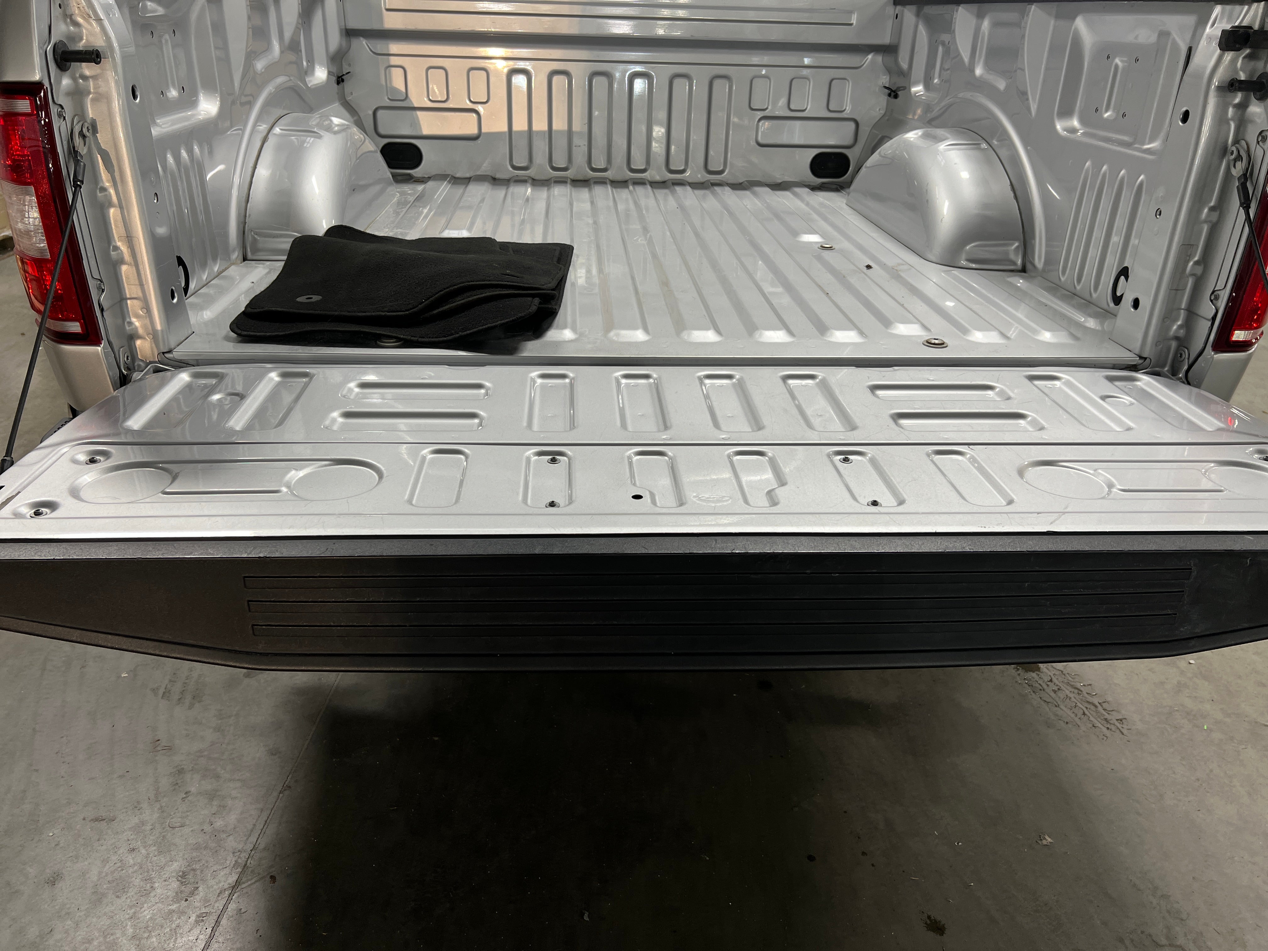 2019 Ford Econoline E-150 7