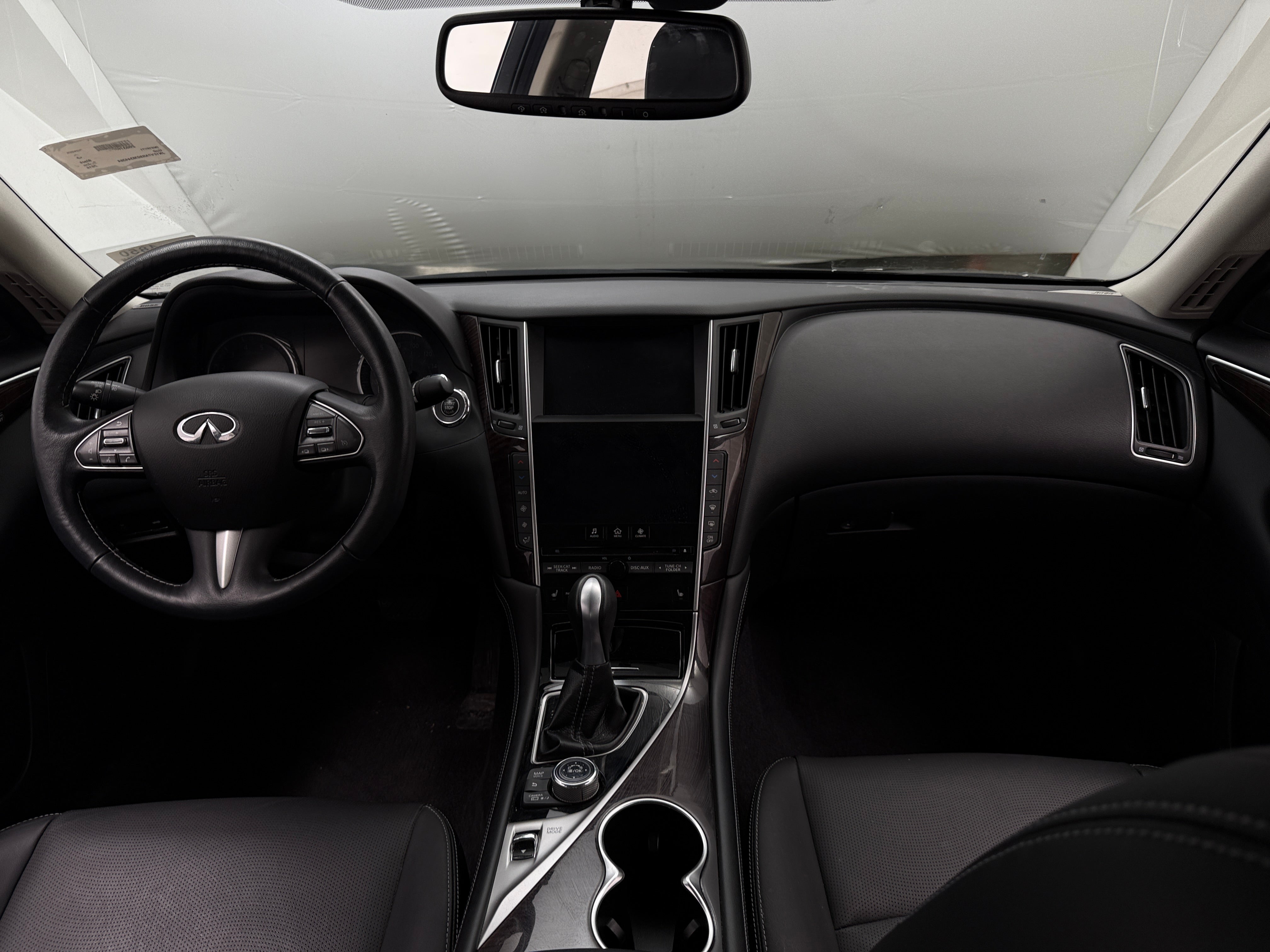 2016 INFINITI Q50 Premium 3