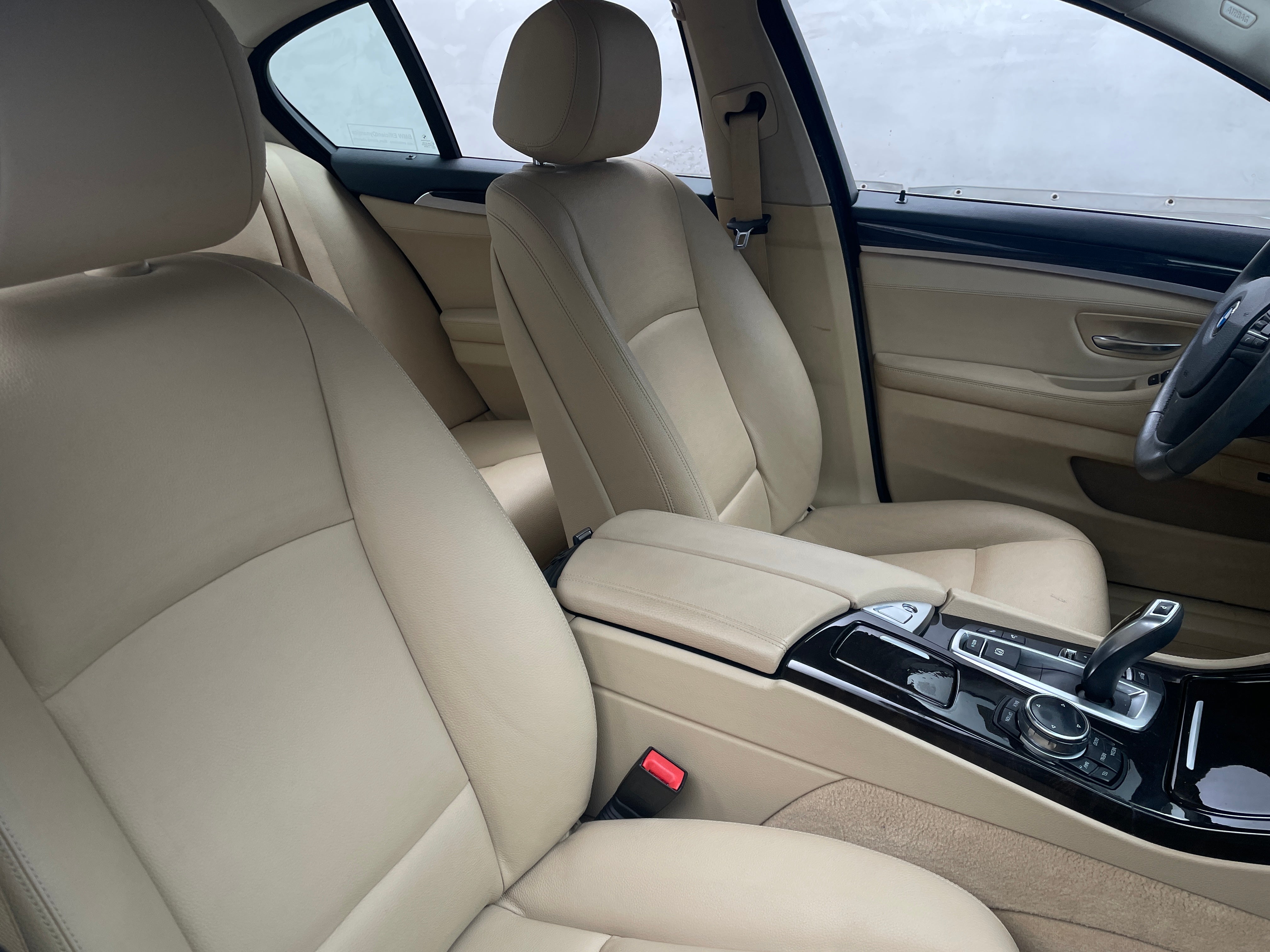 2014 BMW 5 Series 528i xDrive 2