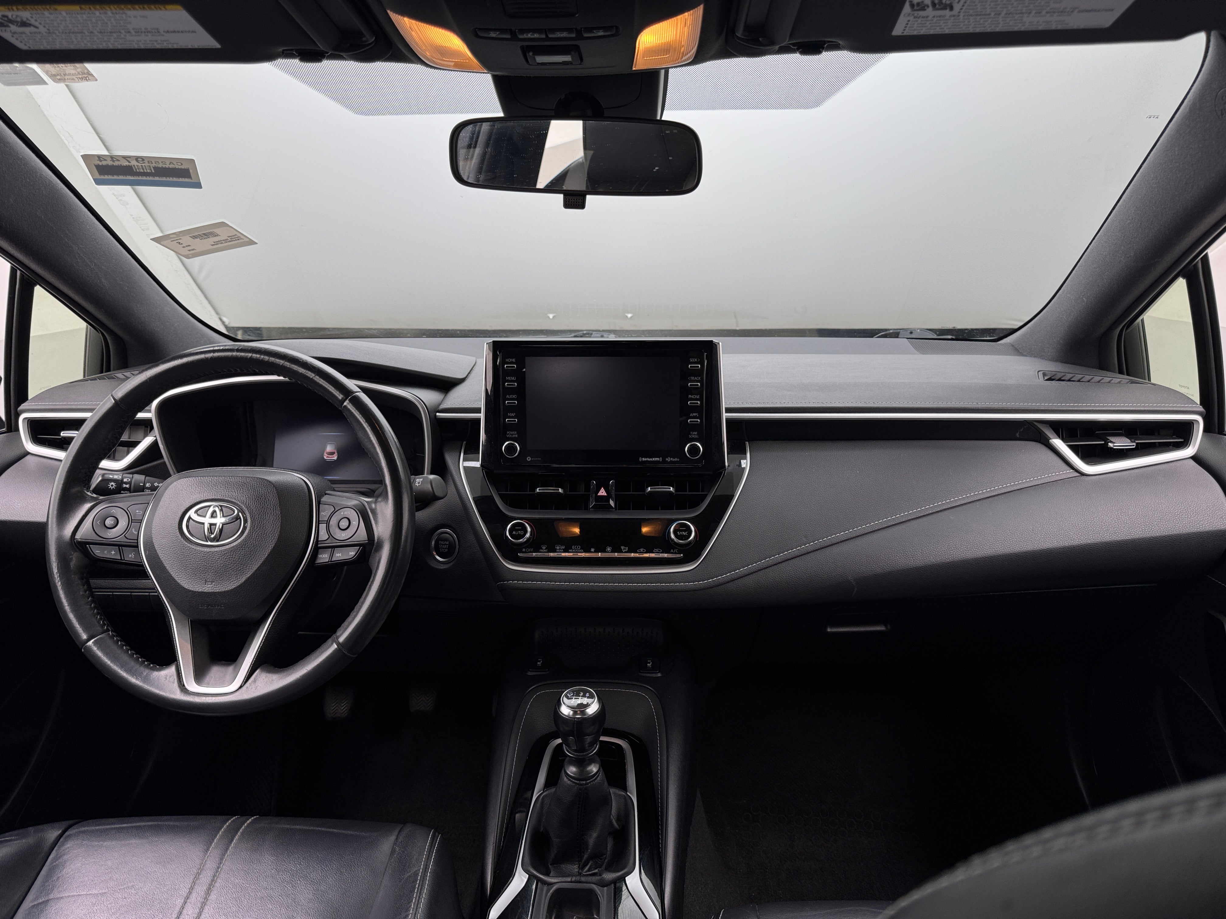 2020 Toyota Corolla XSE 3