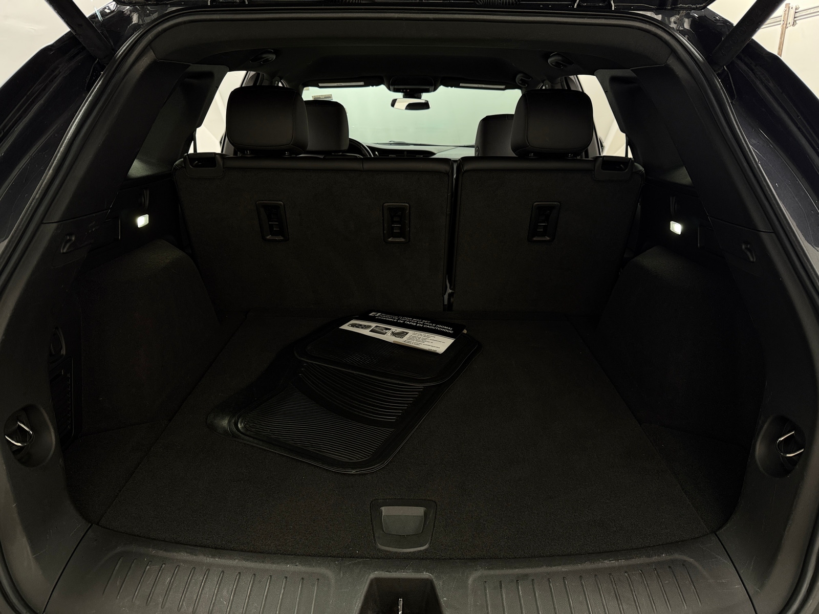 Thumbnail: 2021 Cadillac XT5 - 6