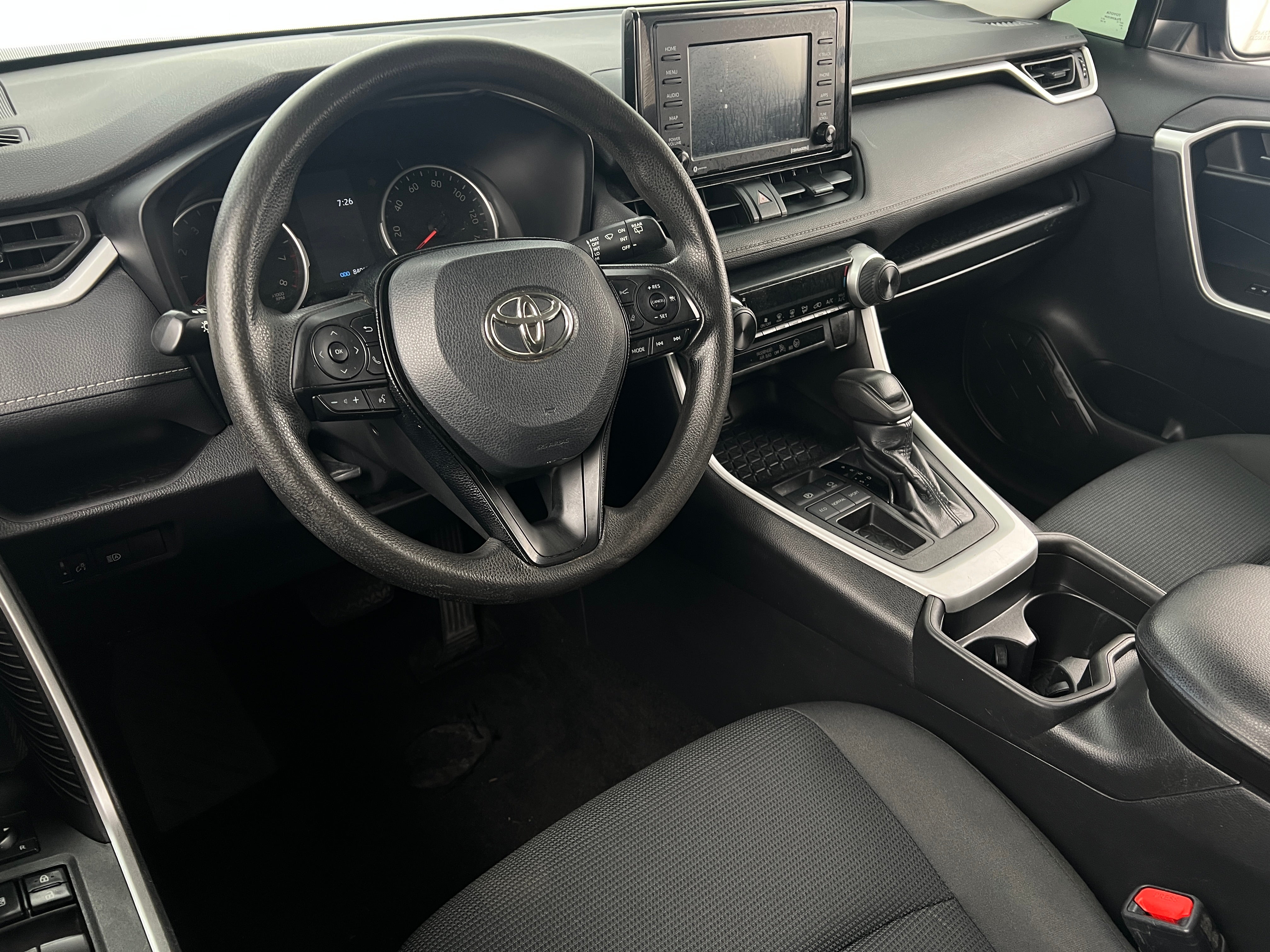 2021 Toyota RAV4 LE 3