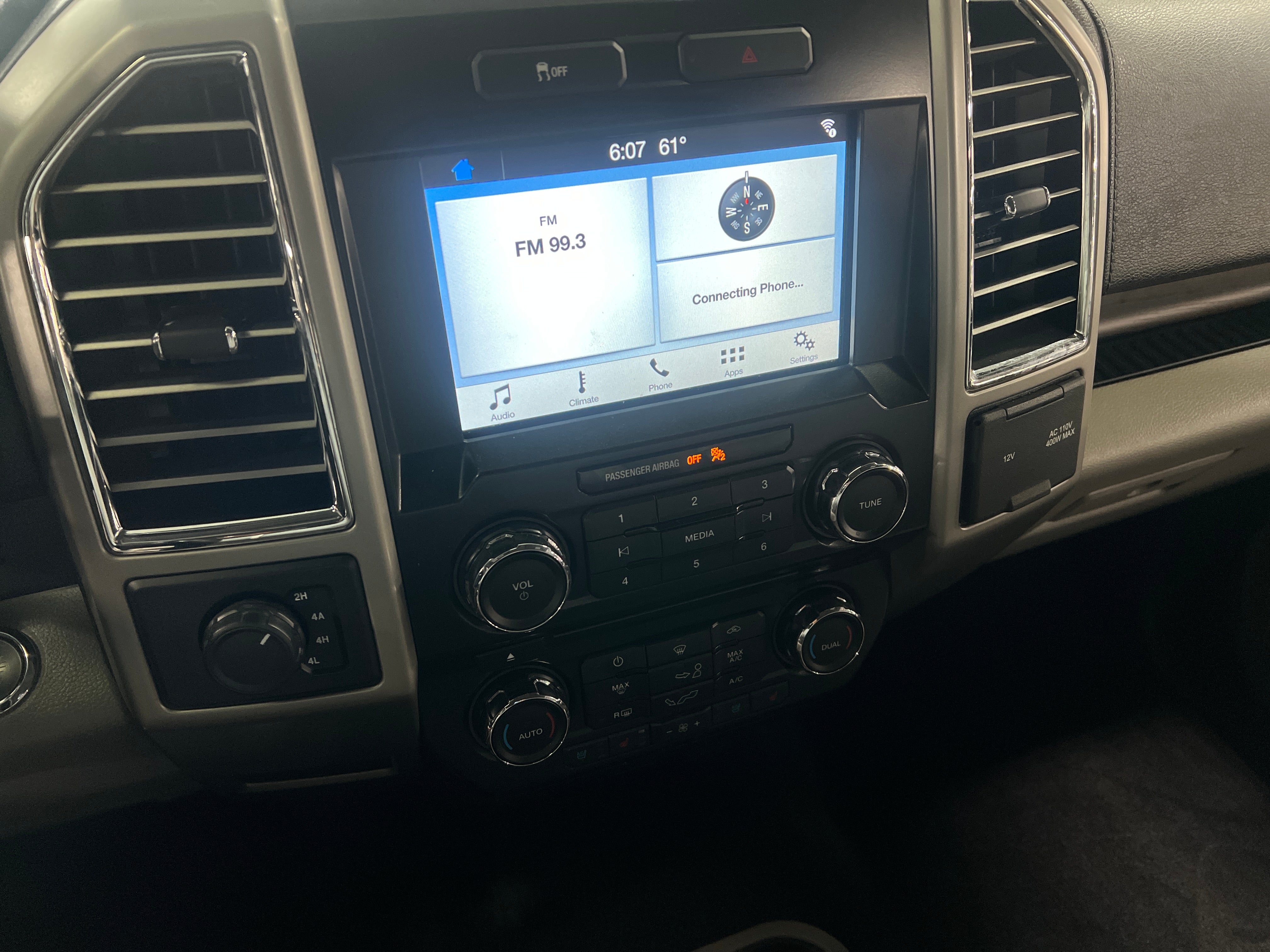 2016 Ford Econoline E-150 3