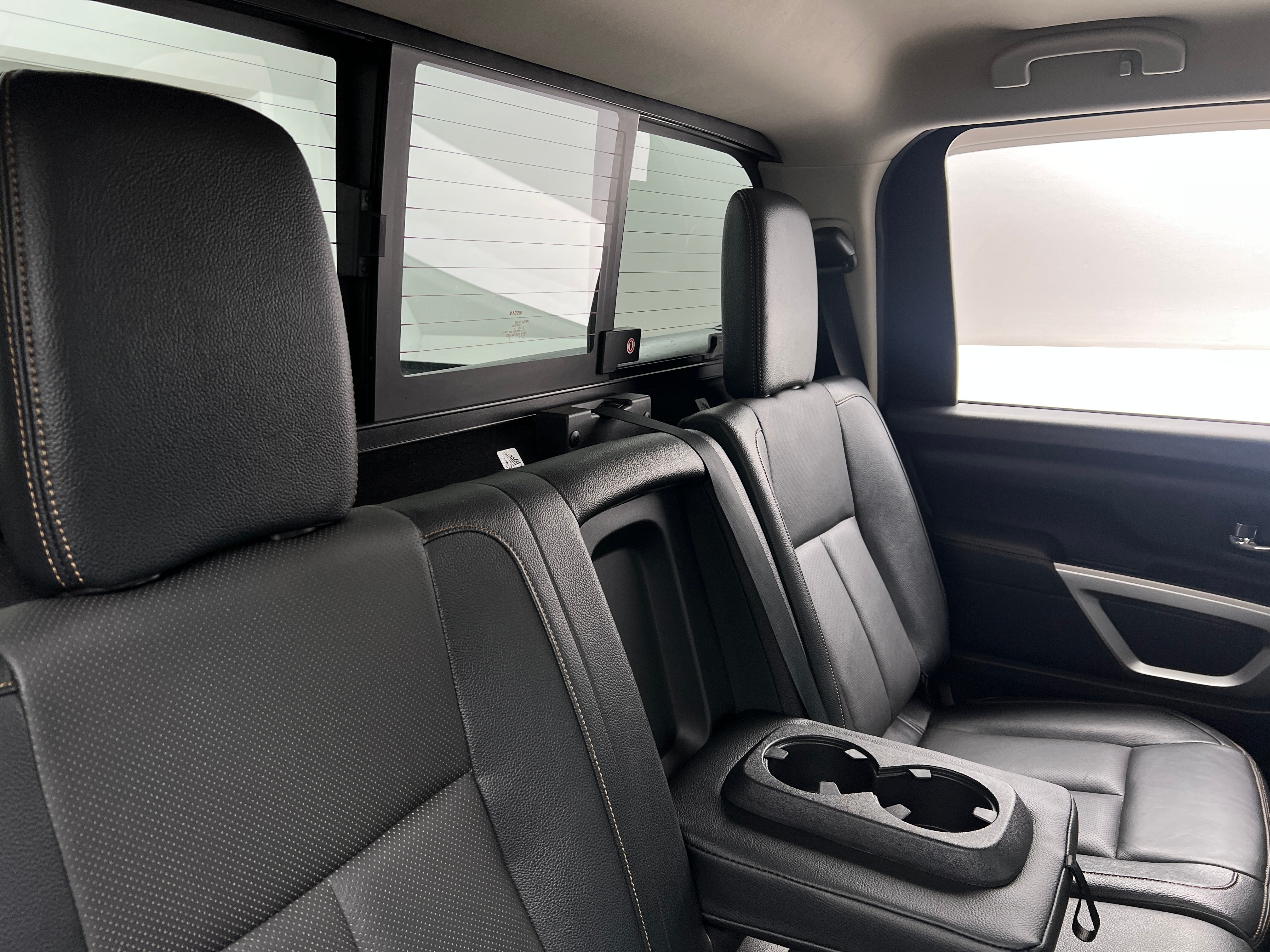 2017 Nissan Titan SL 5