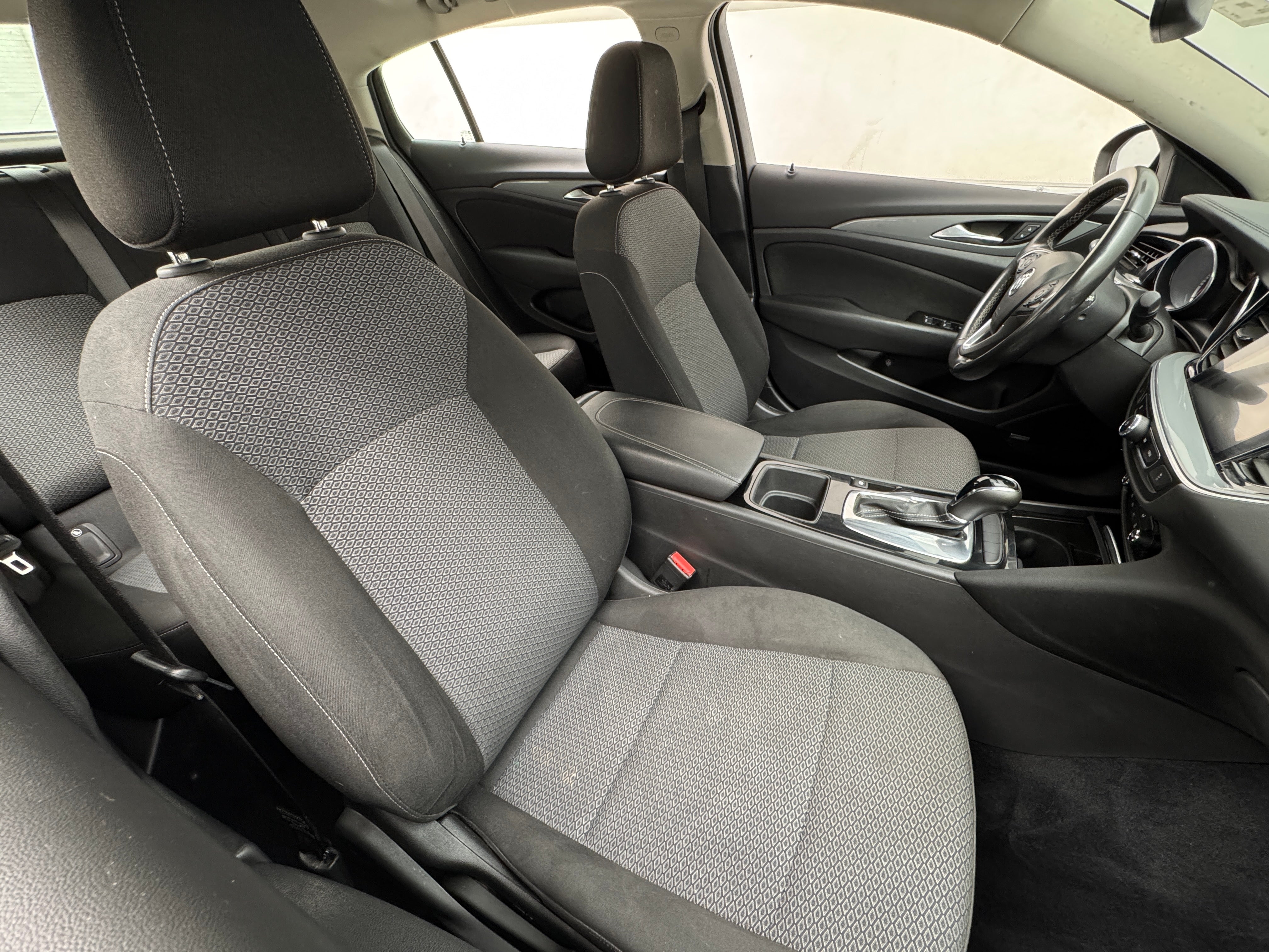 2018 Buick Regal Preferred 2