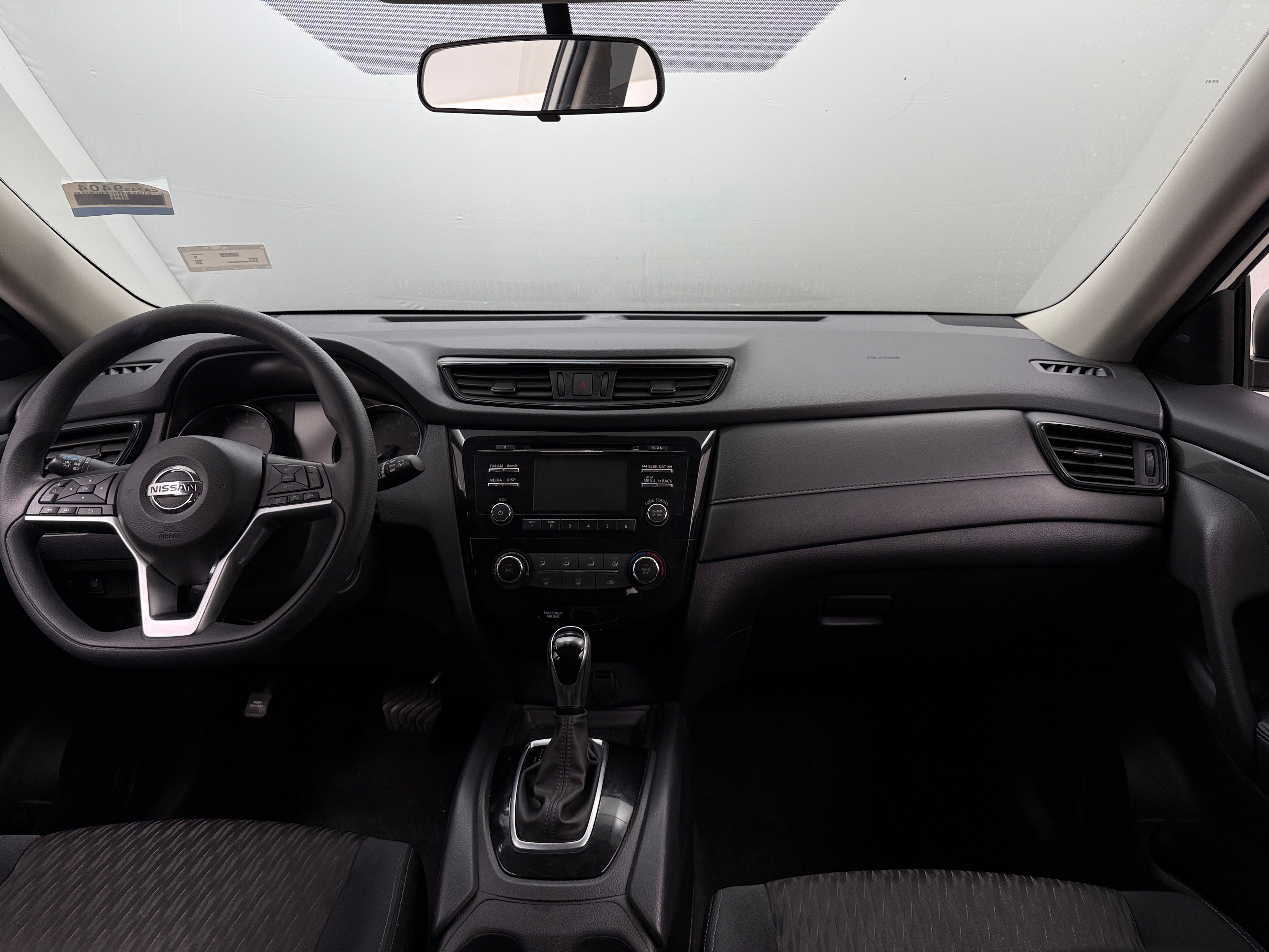 2017 Nissan Rogue S 3