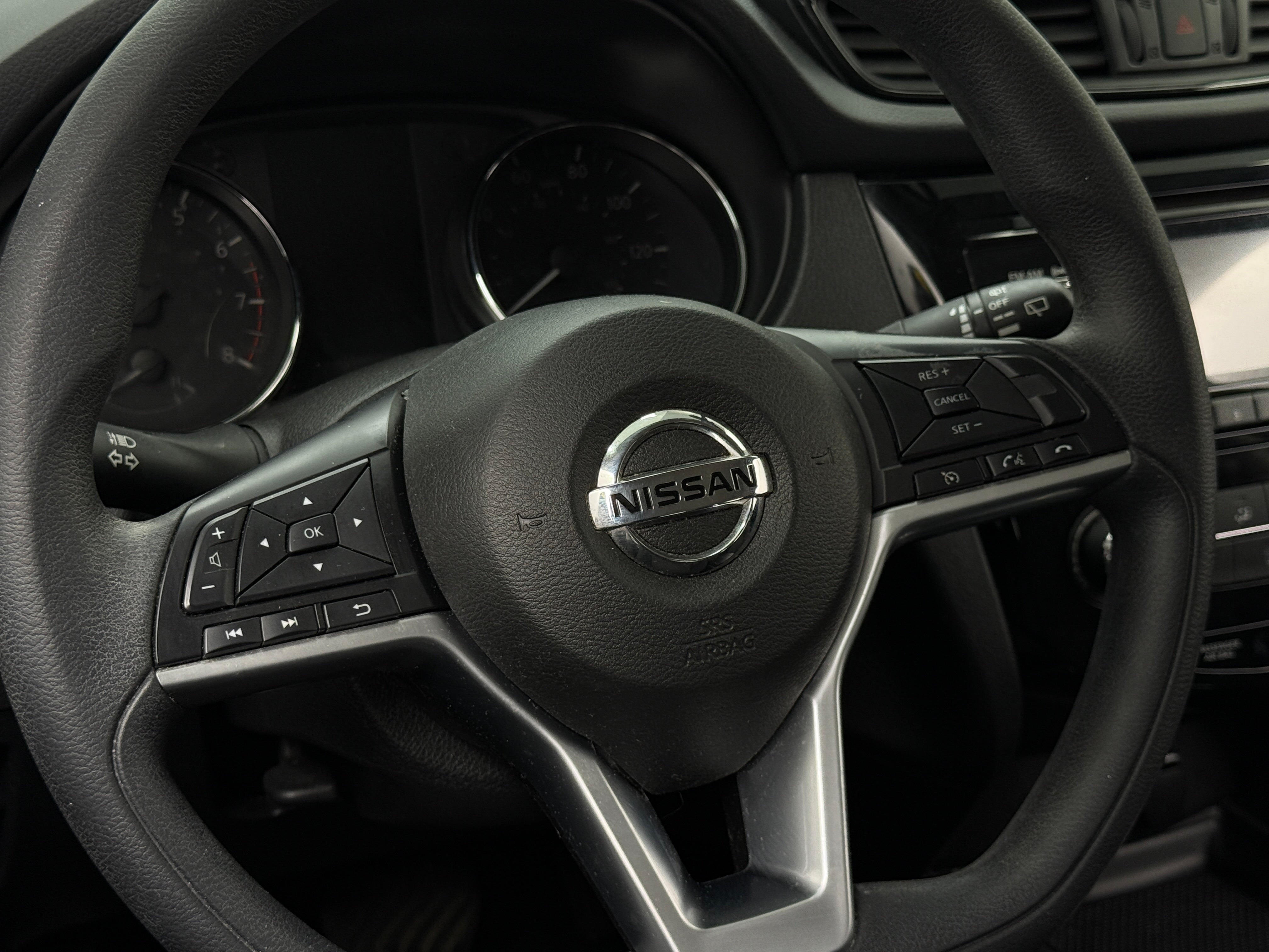 2017 Nissan Rogue S 5