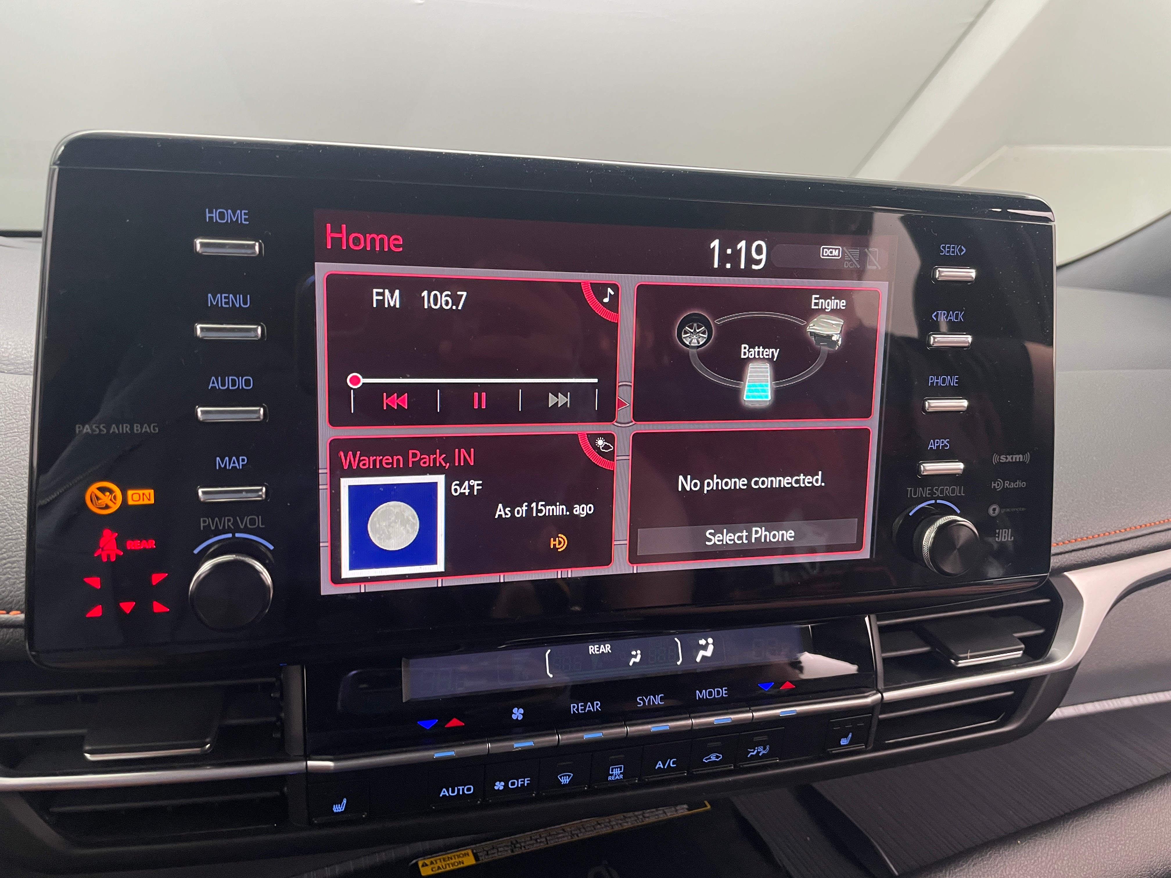 2022 Toyota Sienna XSE 3