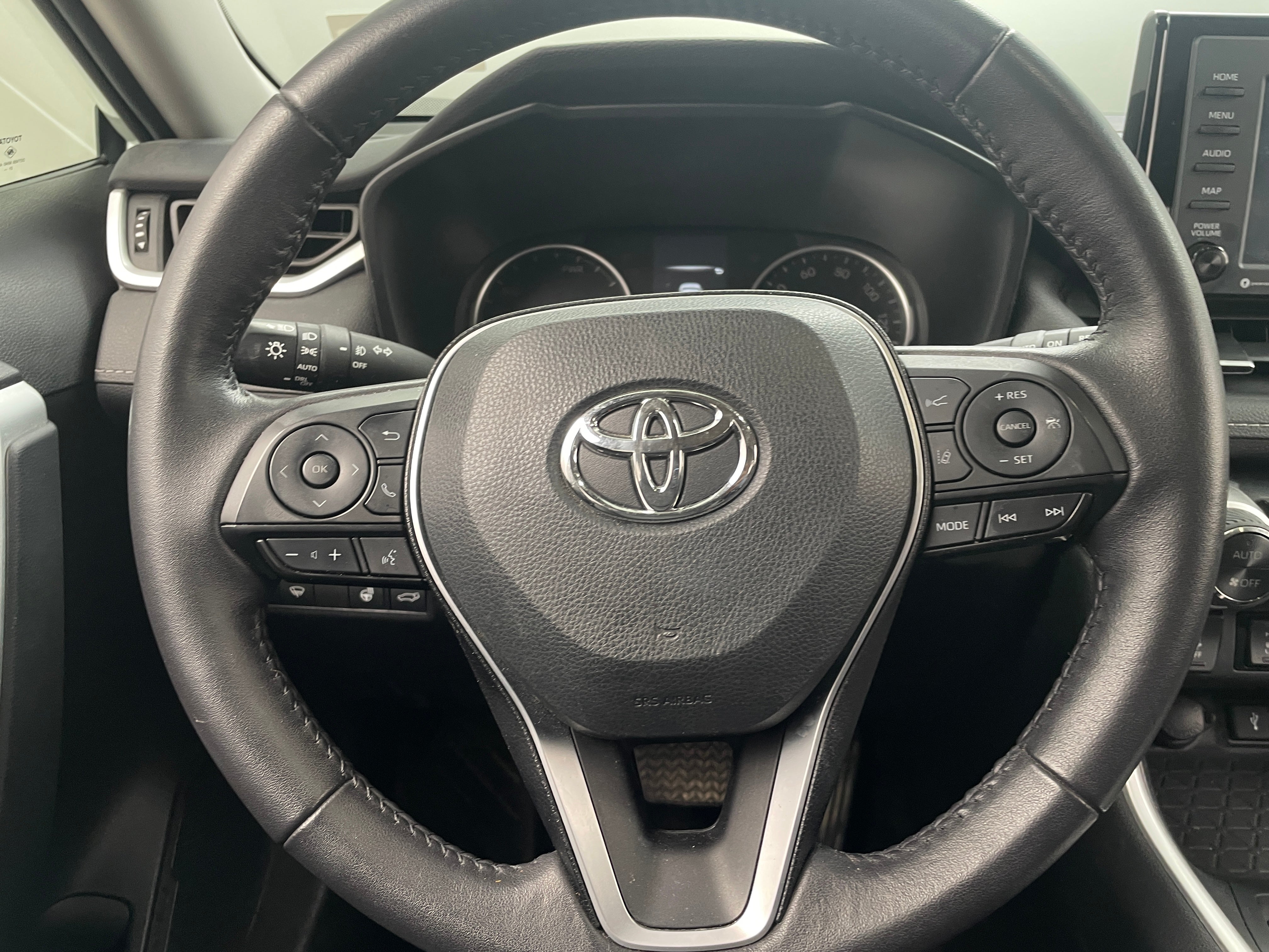 2022 Toyota RAV4 XLE Premium 4