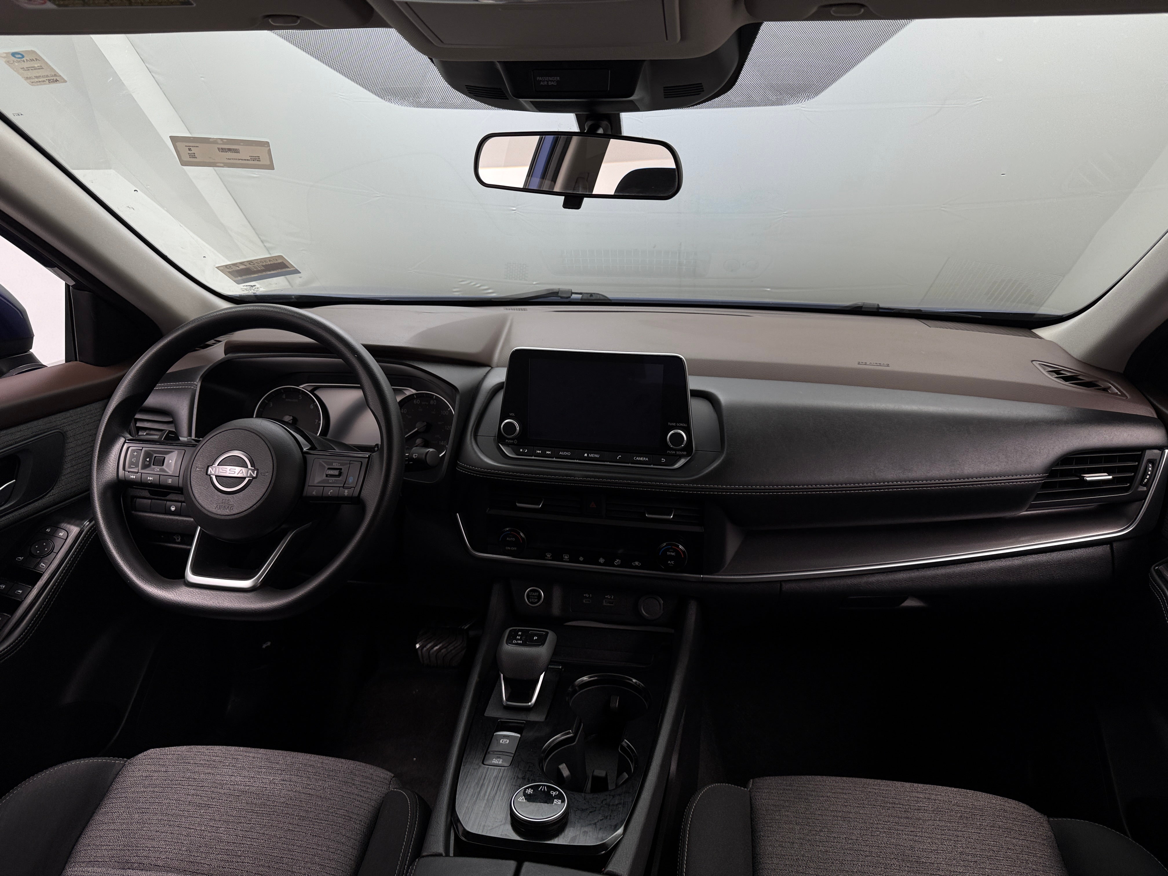 2023 Nissan Rogue SV 3