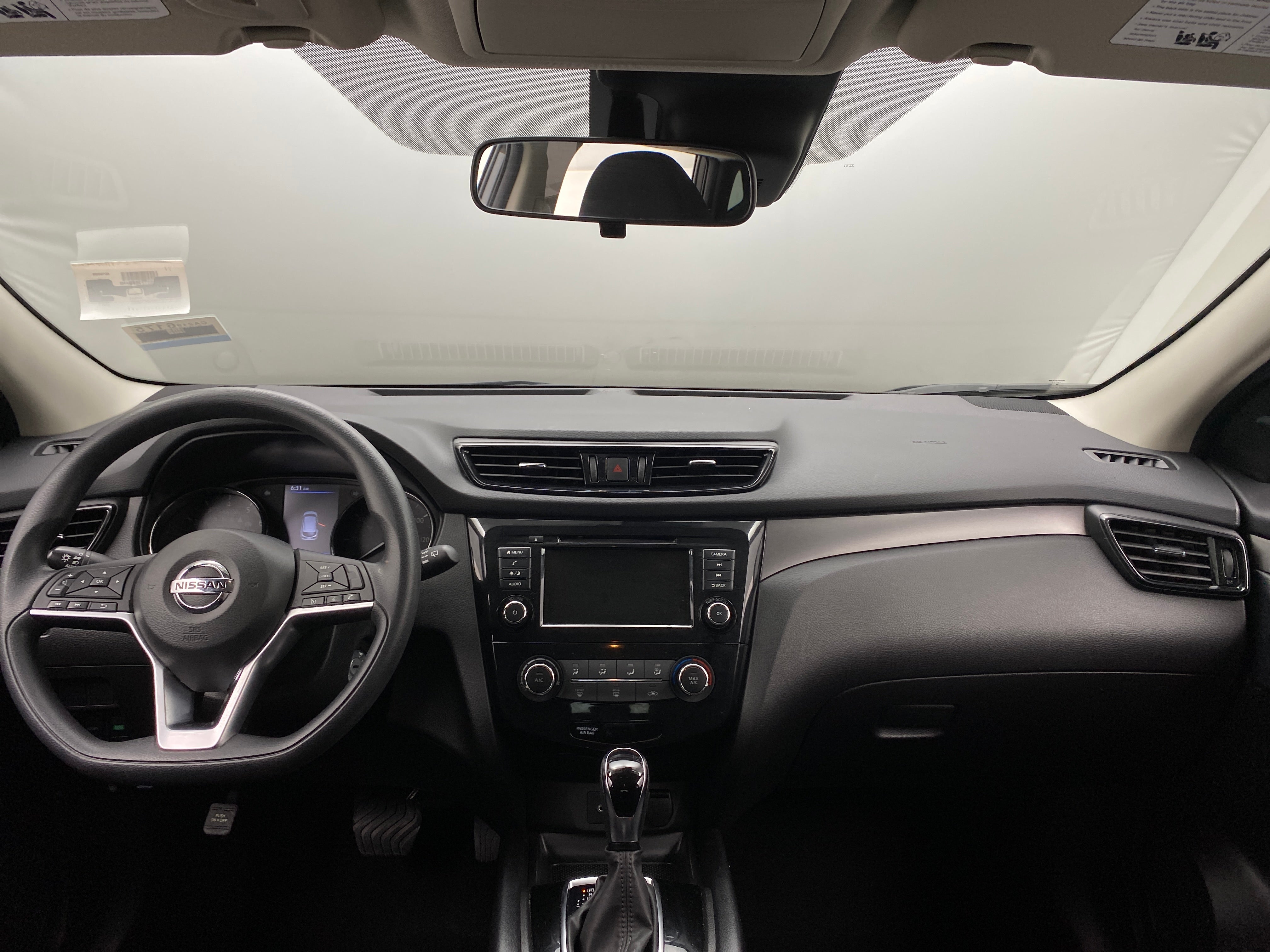2021 Nissan Rogue Sport S 3