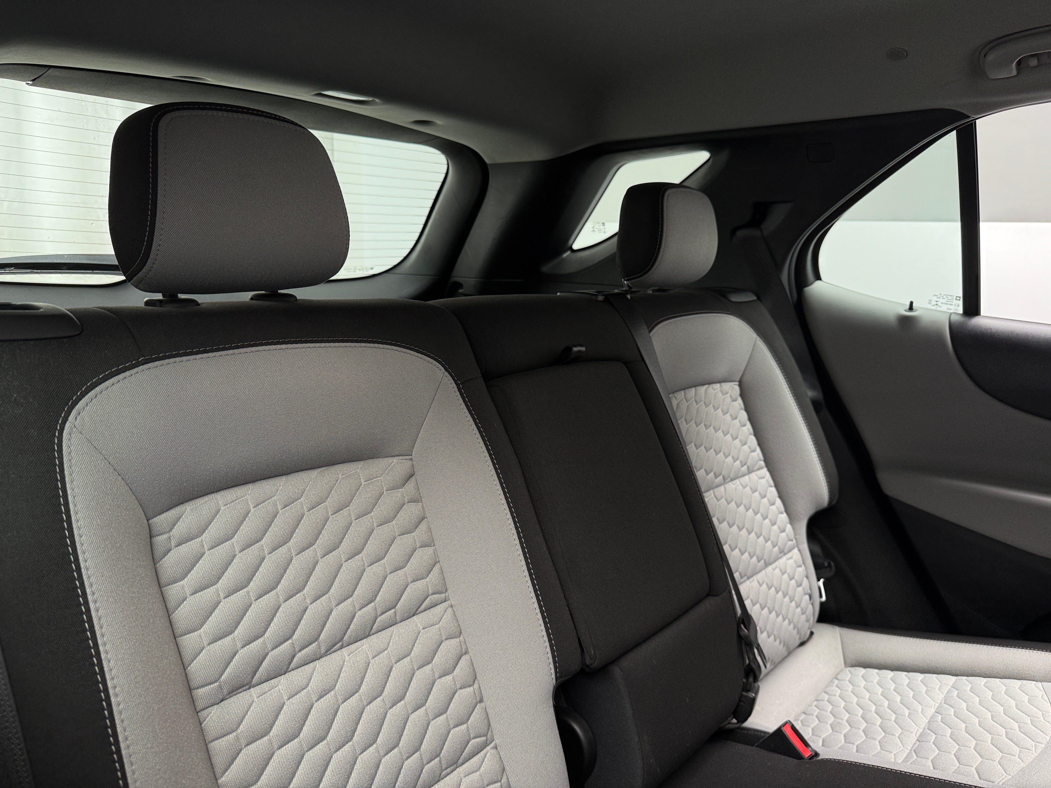 2020 Chevrolet Equinox LS 6