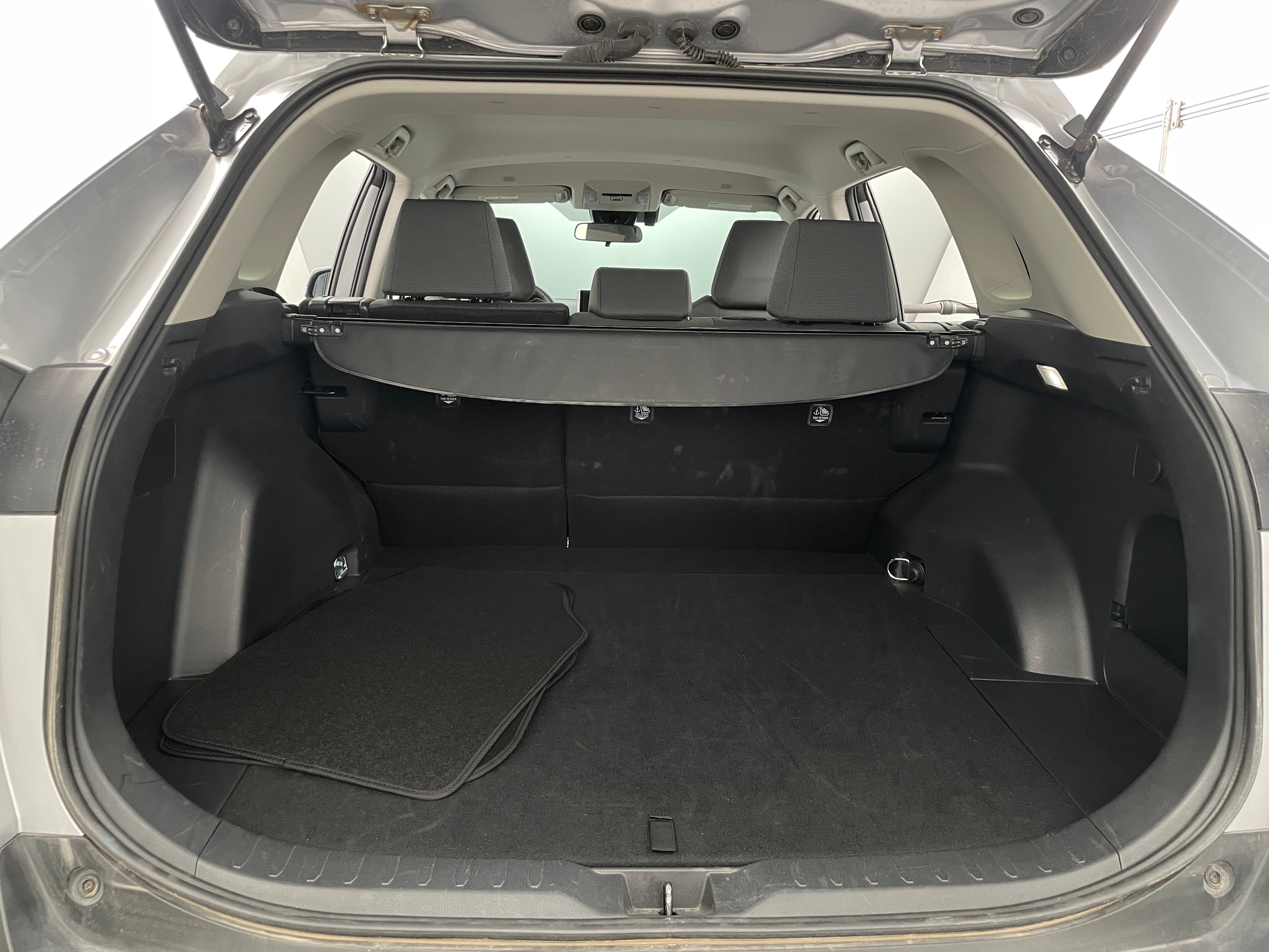 2024 Toyota RAV4 XLE 7