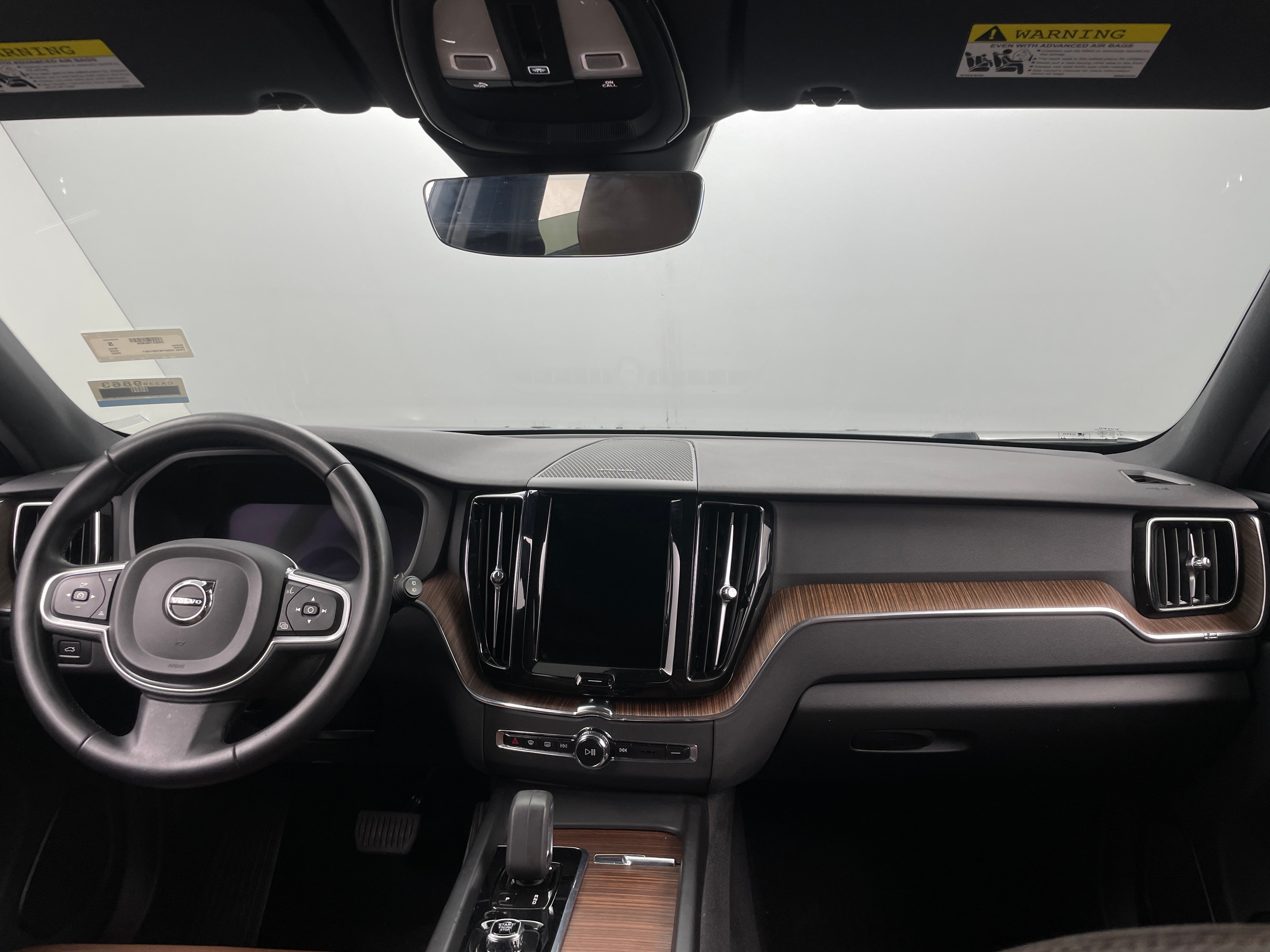 2022 Volvo XC60 B5 Momentum 3