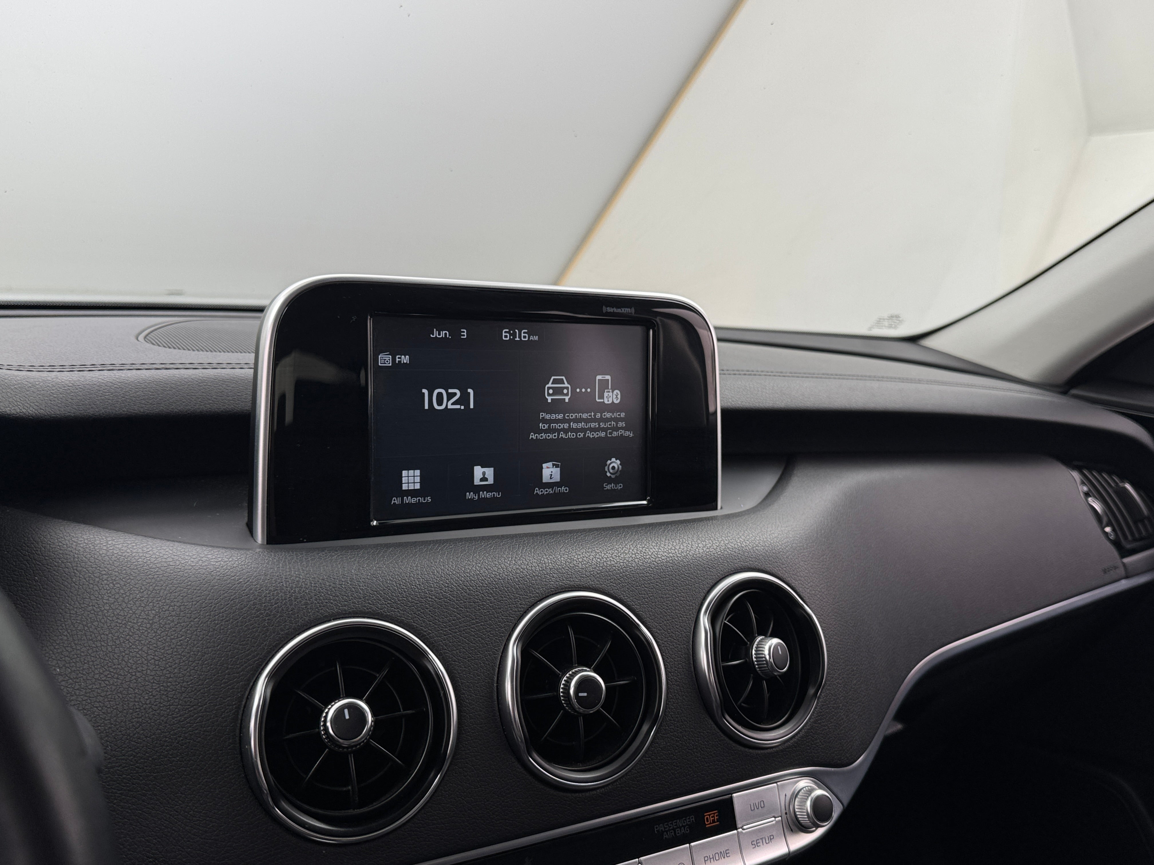 2019 Kia Stinger Base 3