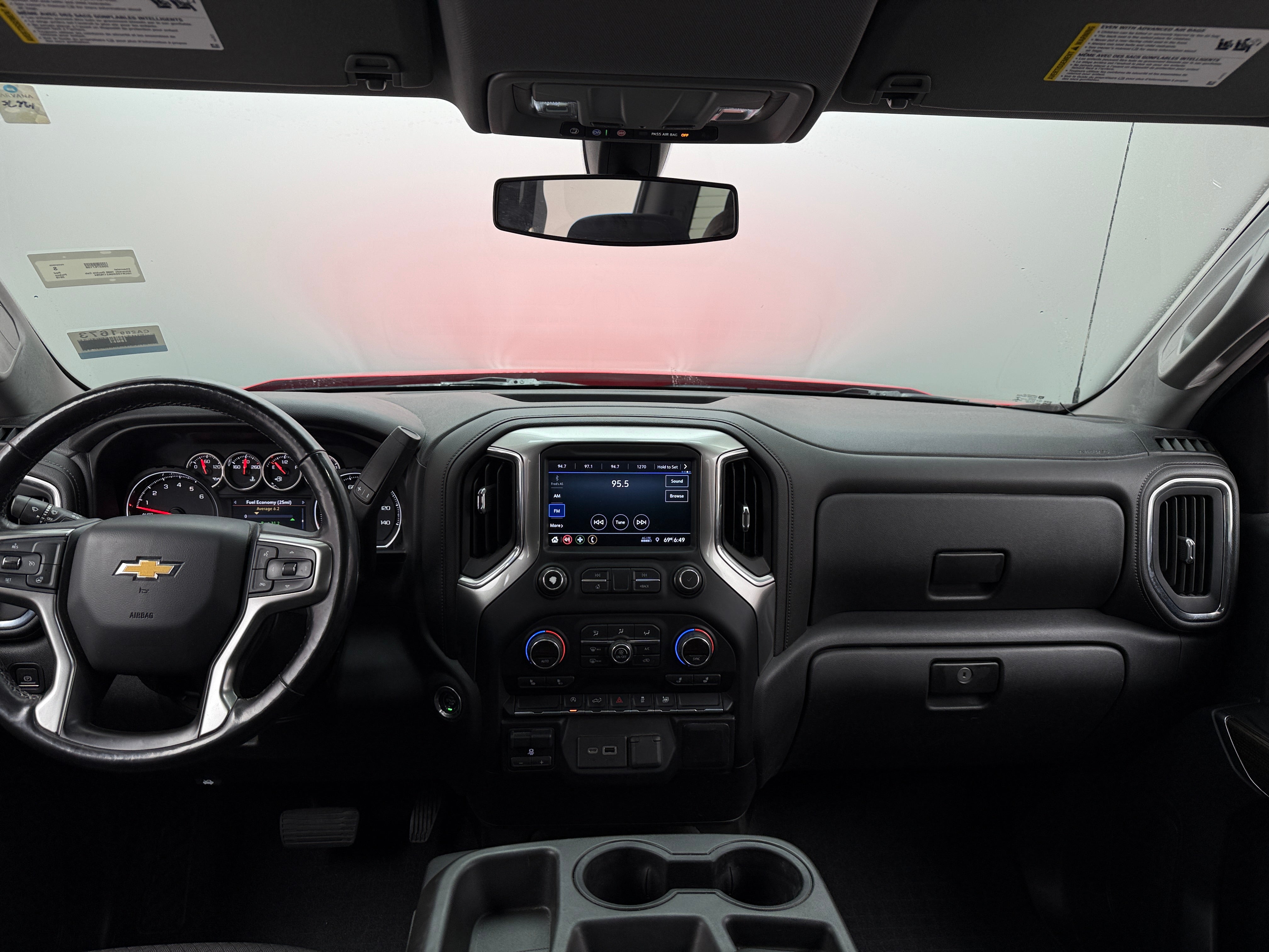 2019 Chevrolet Silverado 1500 LT 3