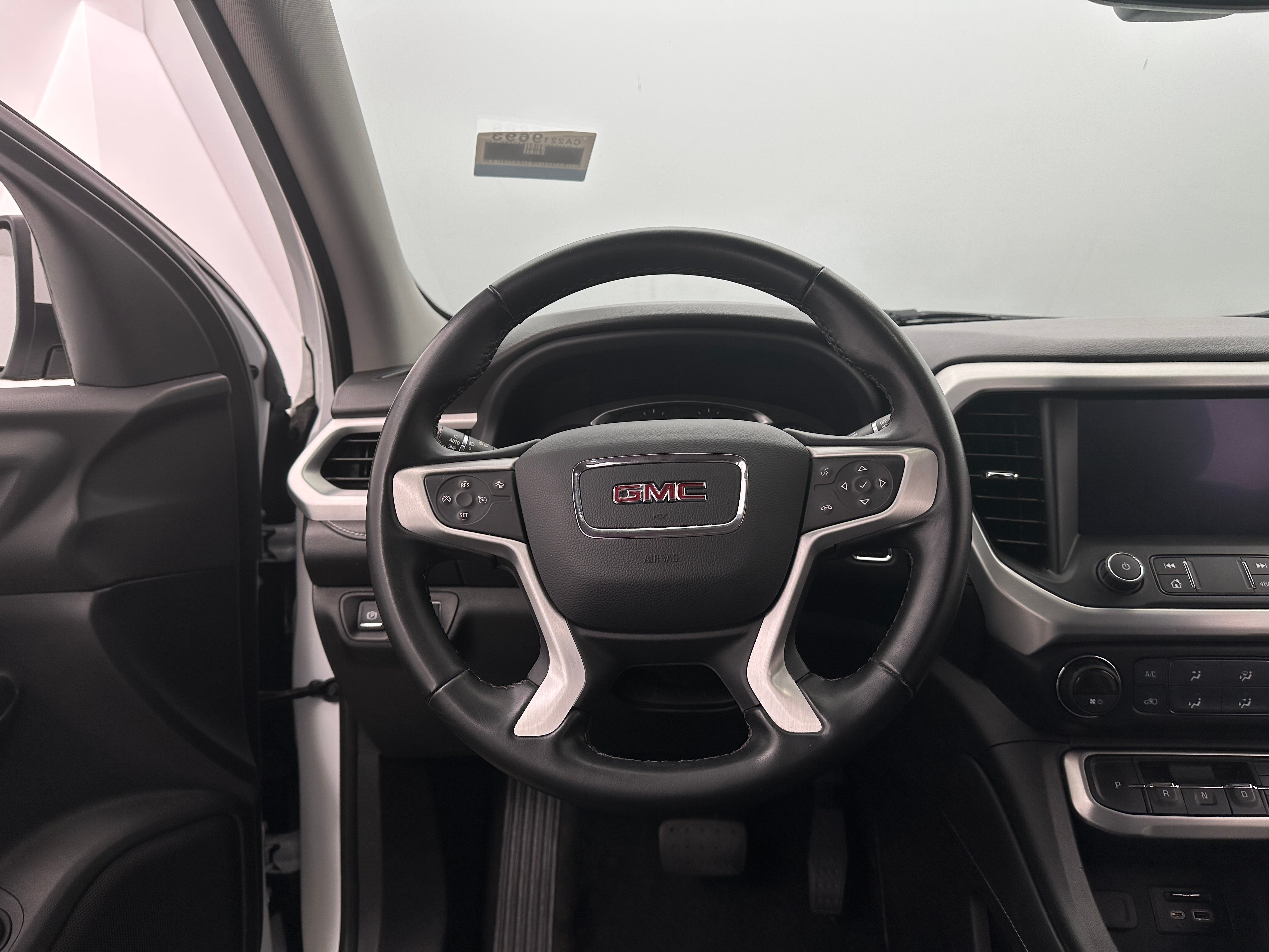 2023 GMC Acadia SLT 4