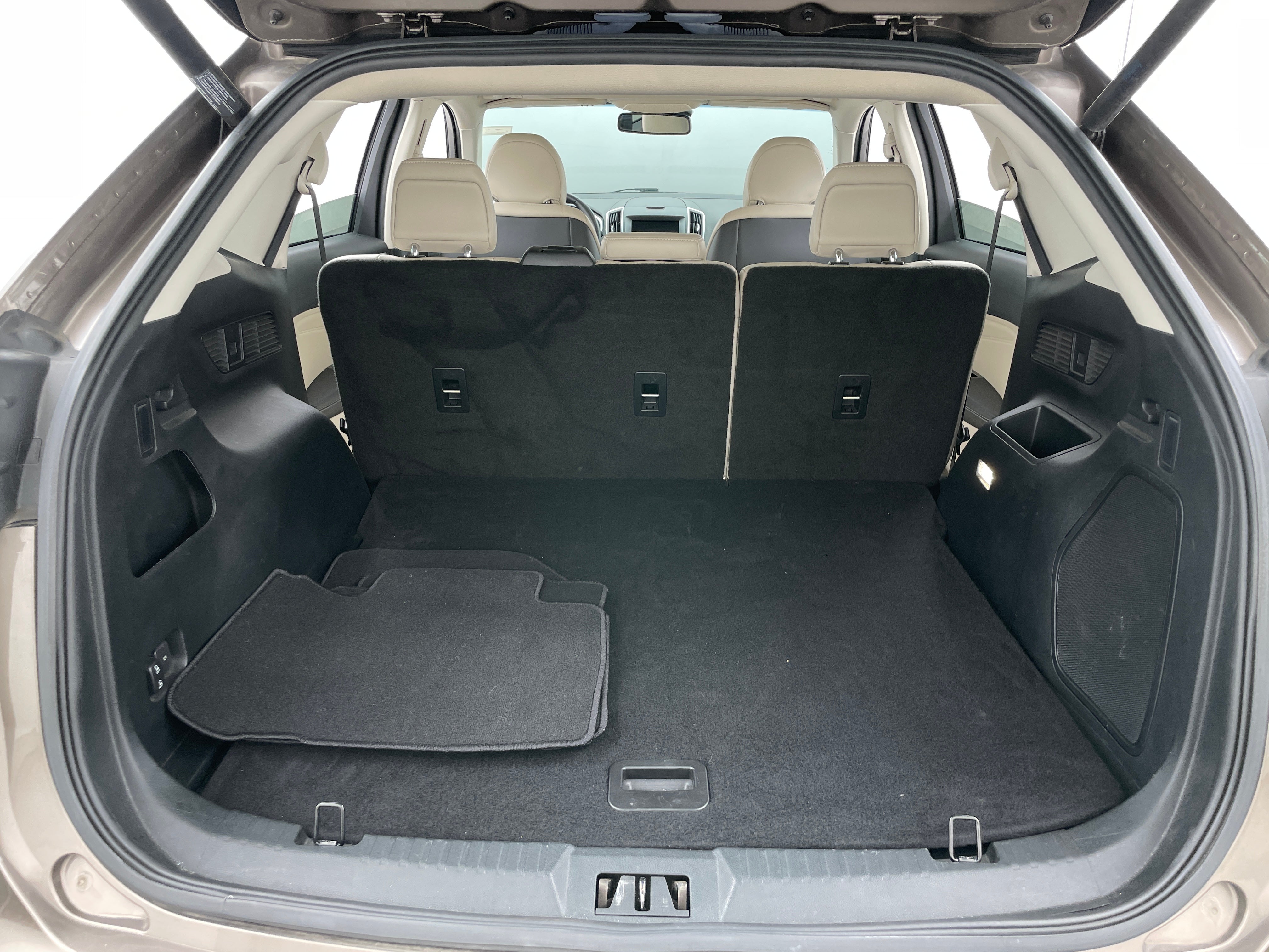 2019 Ford Edge Titanium 6
