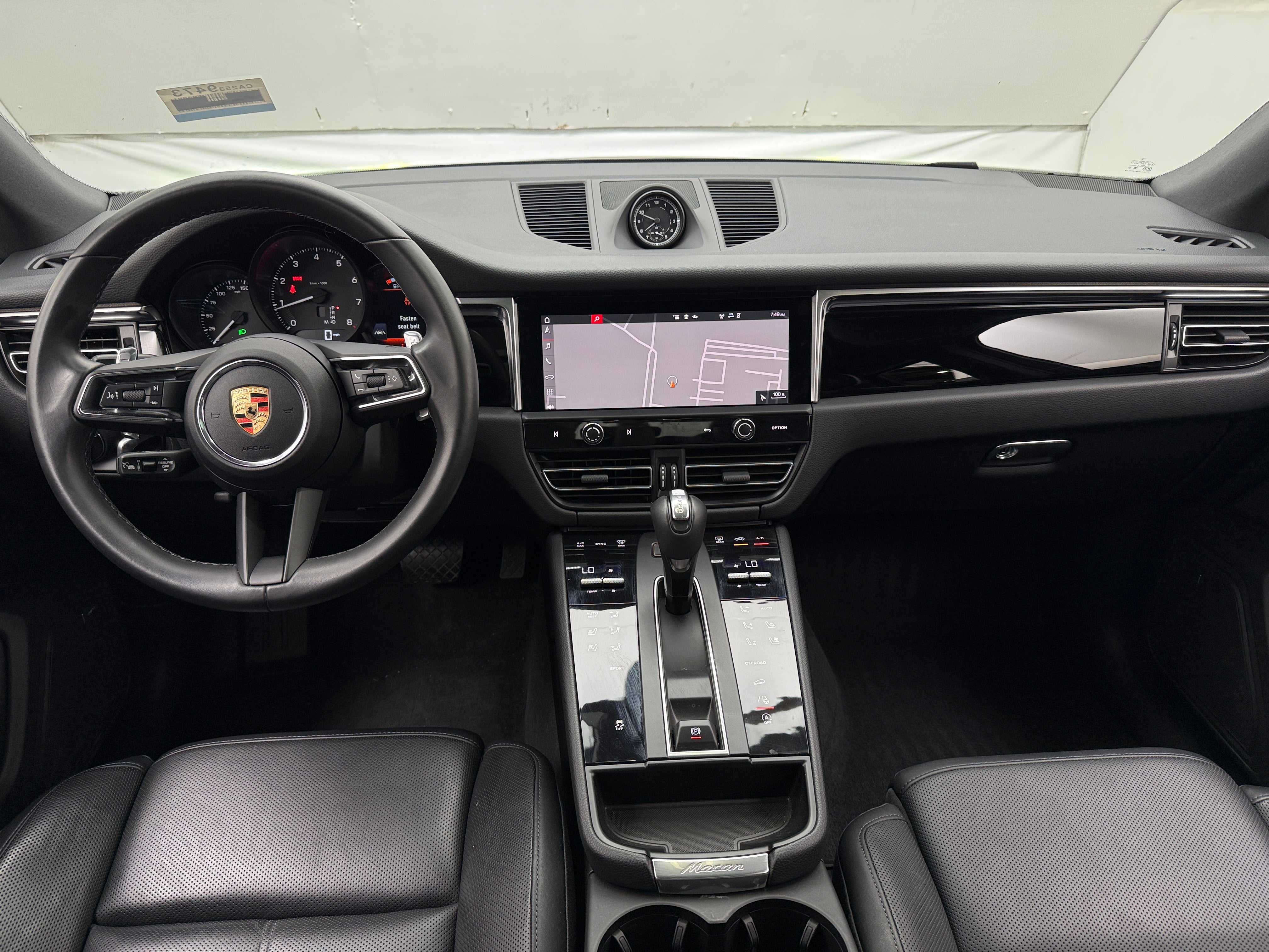 2024 Porsche Macan T 2