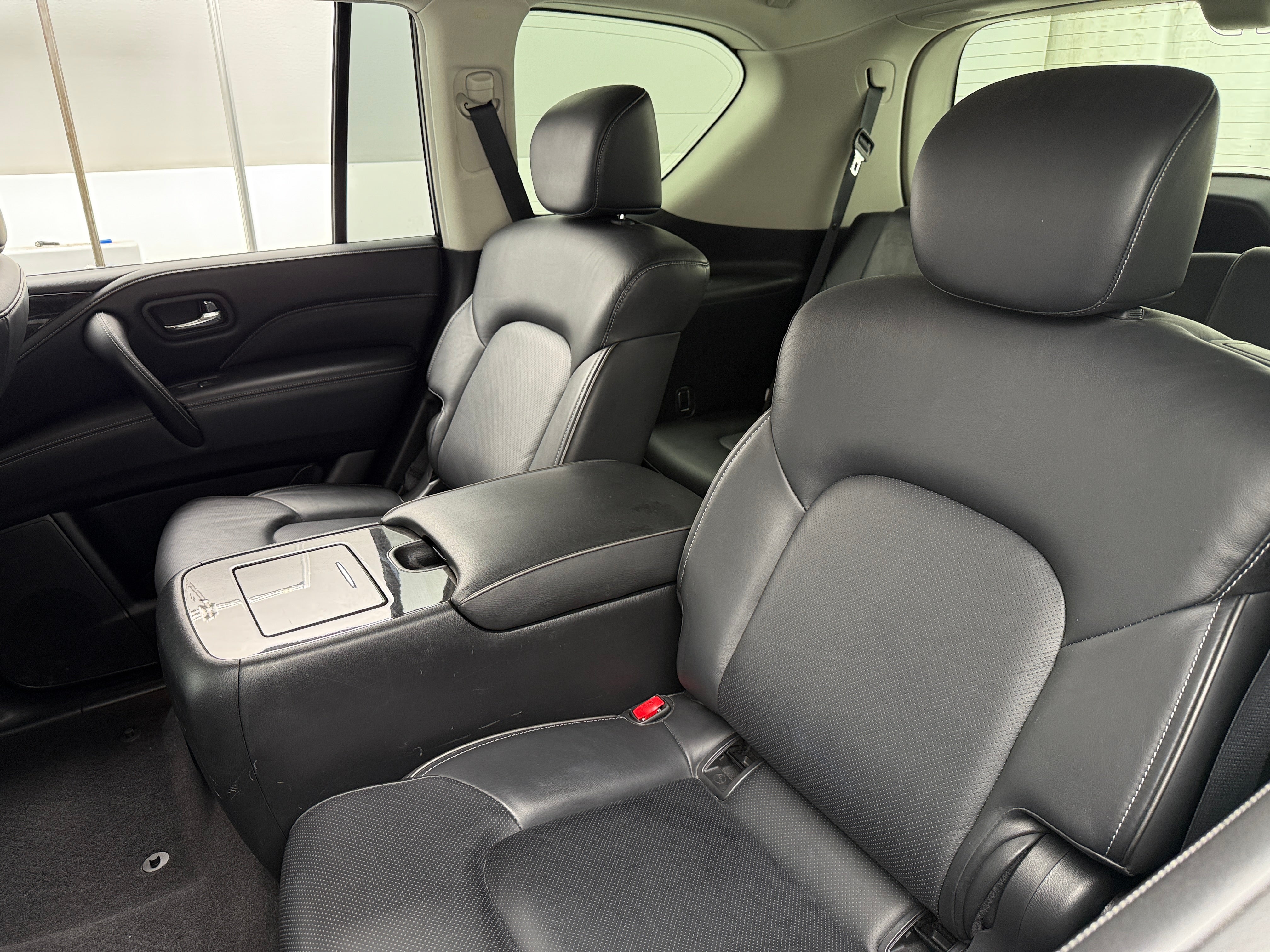2020 INFINITI QX80 Luxe 5