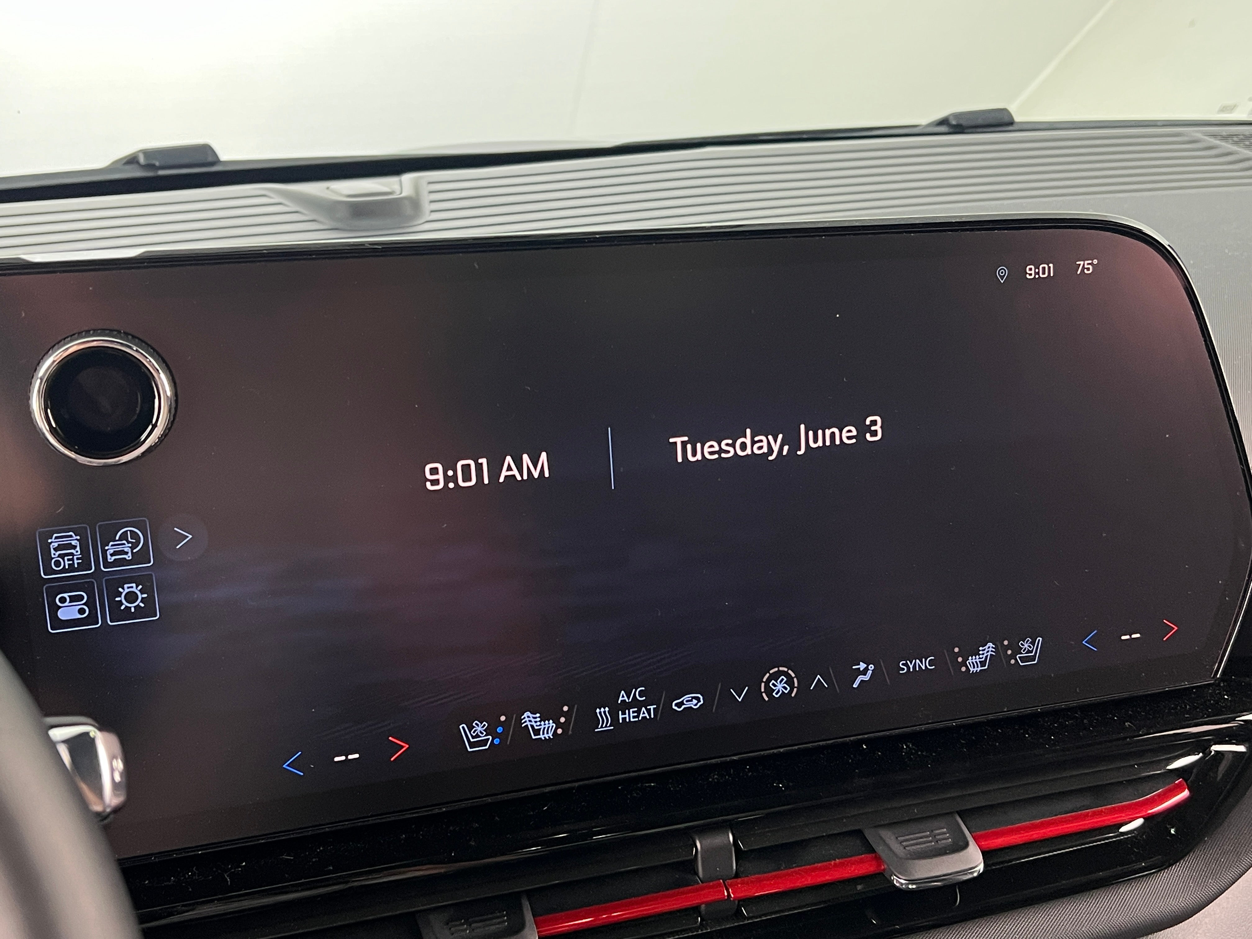 2024 Chevrolet Silverado EV  3