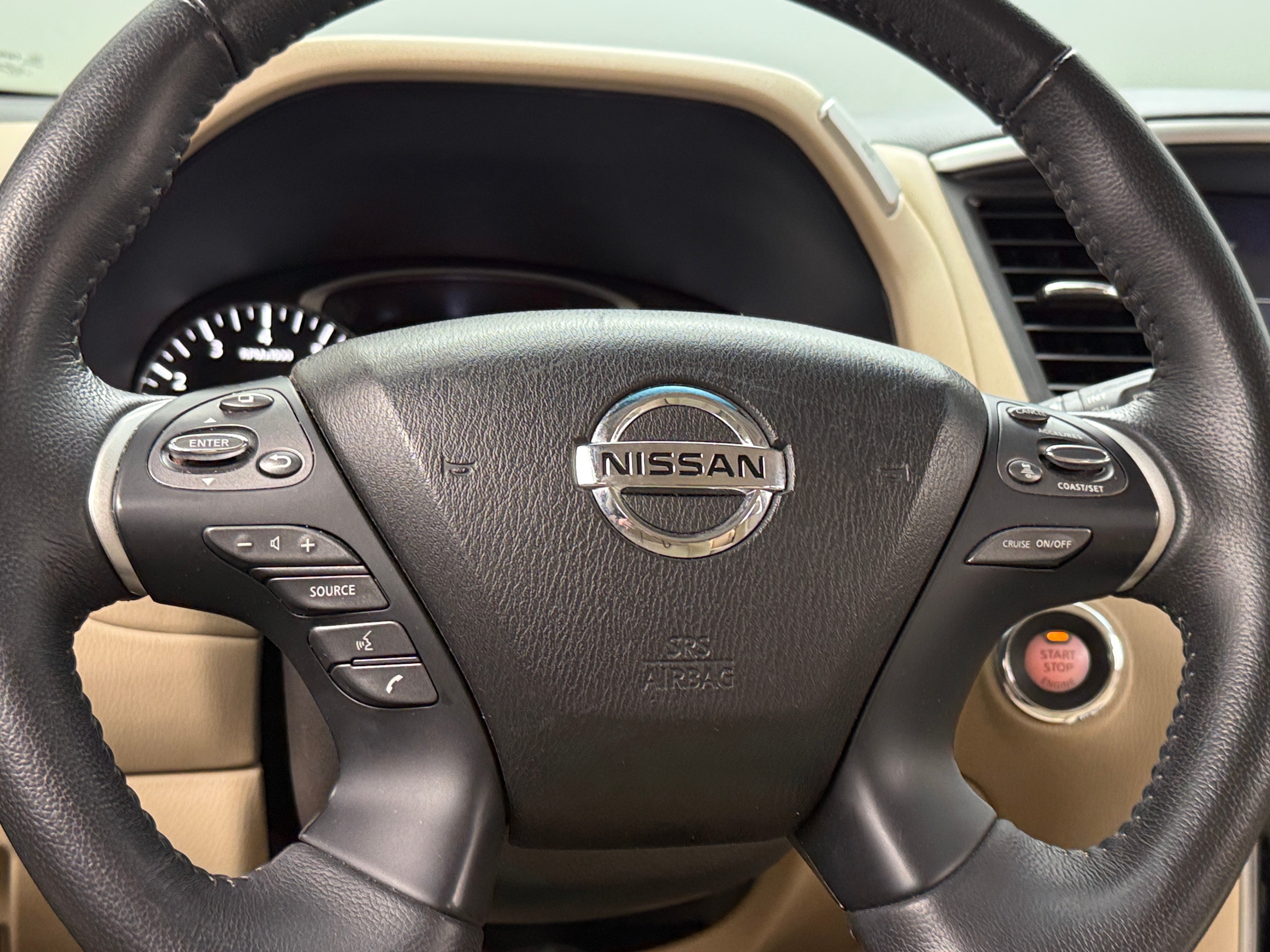 2020 Nissan Pathfinder SV 5