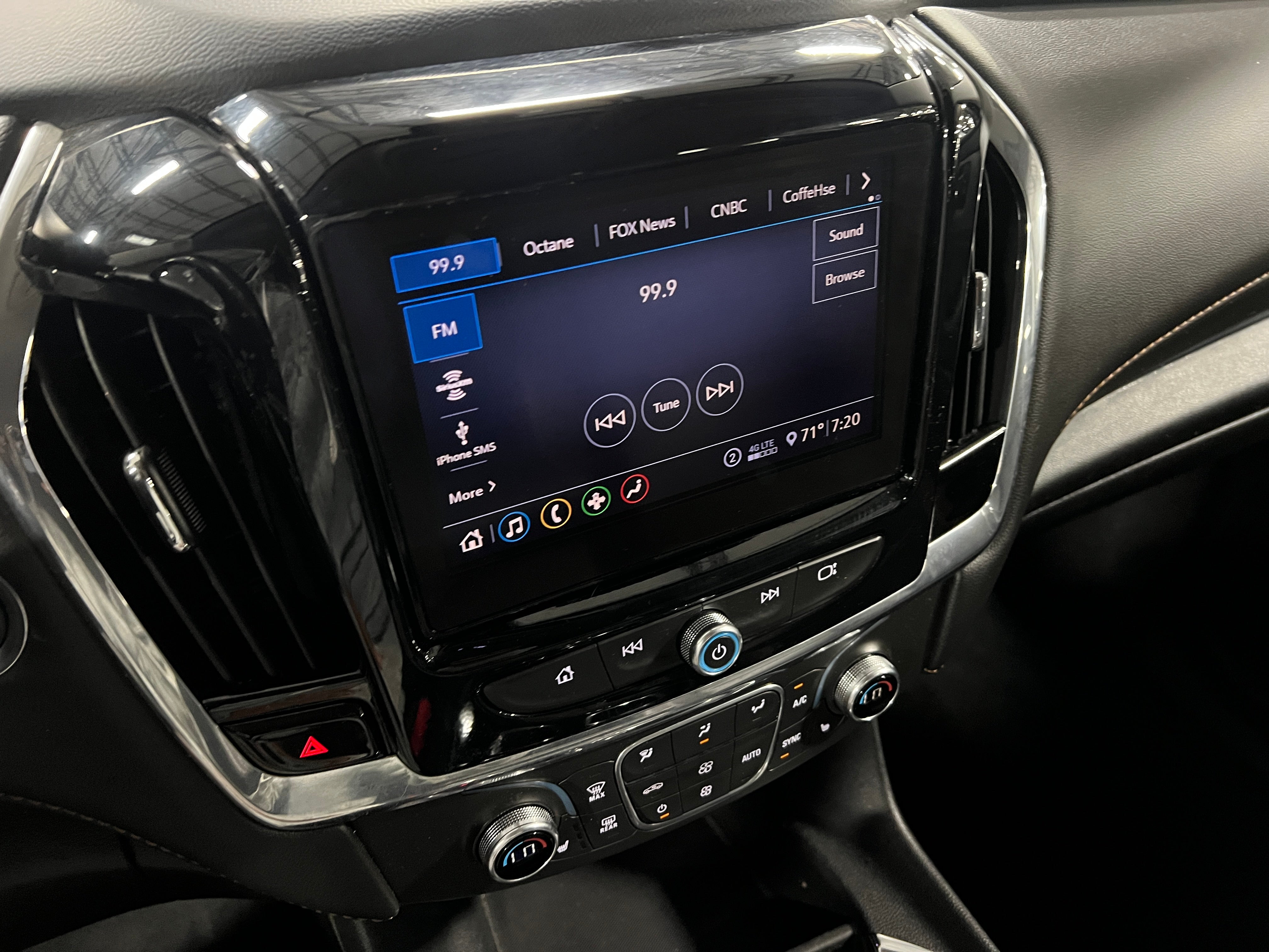 2020 Chevrolet Traverse LT 3