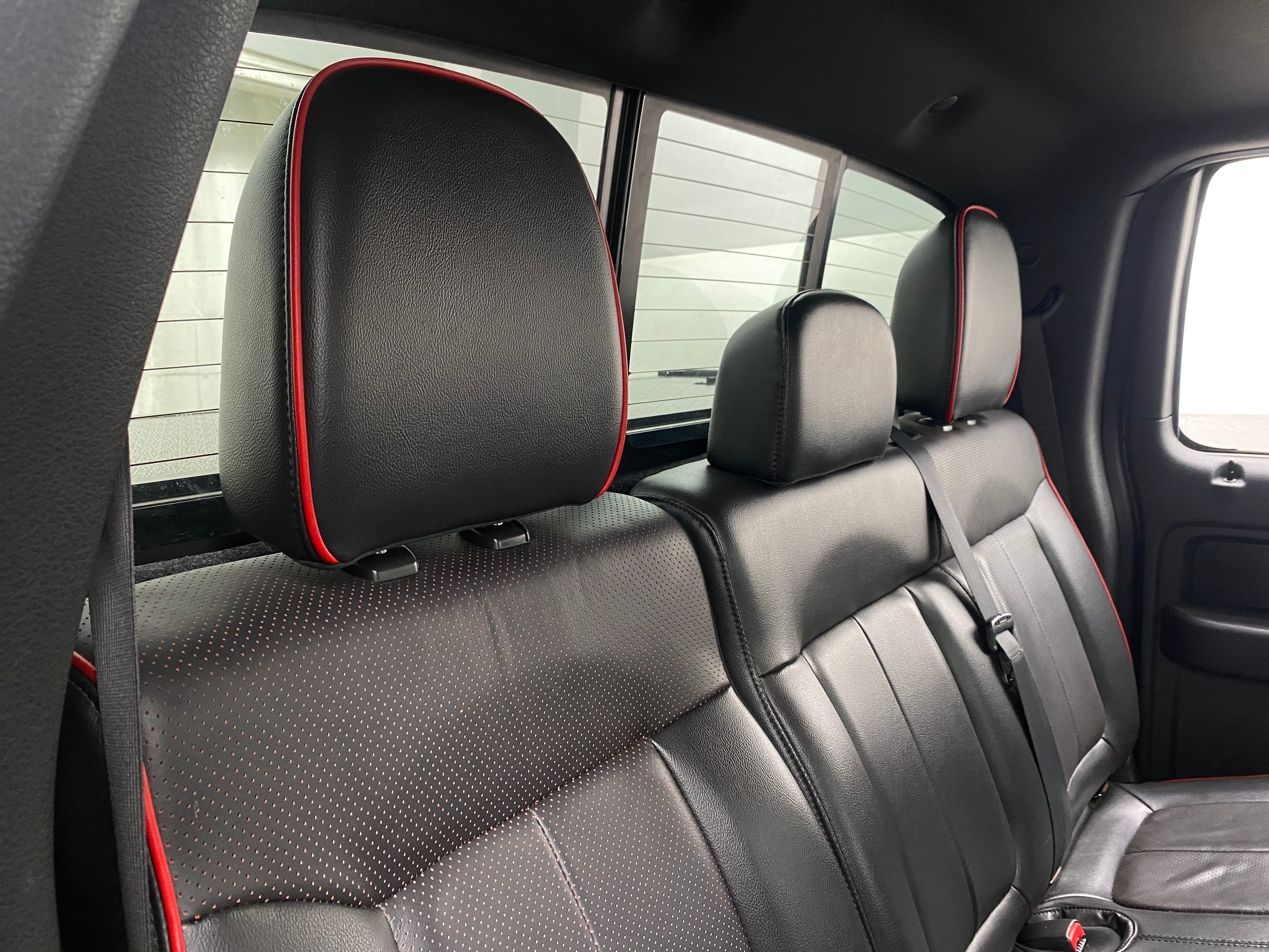 2012 Ford Econoline E-150 5
