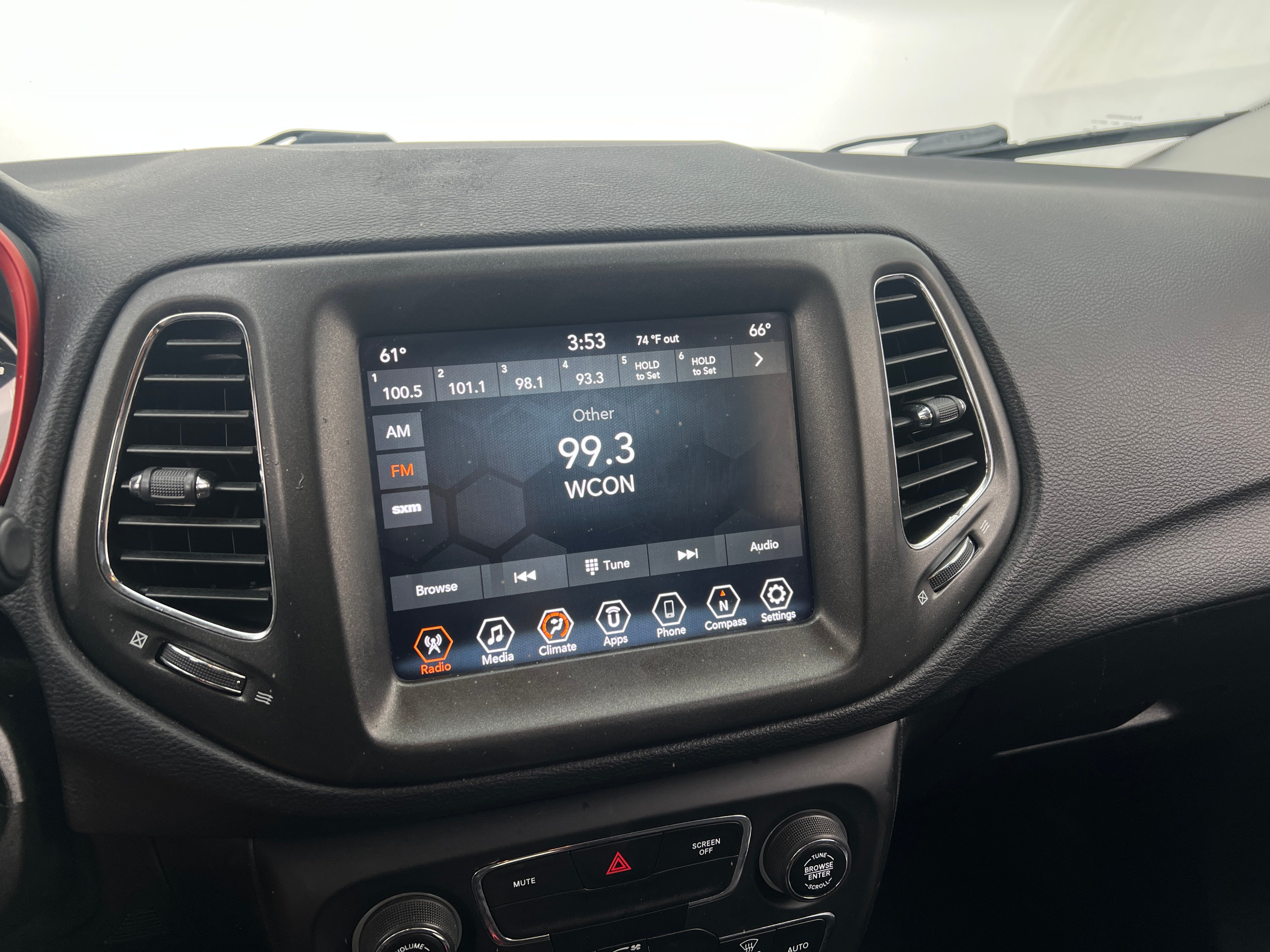 2019 Jeep Compass Trailhawk 3
